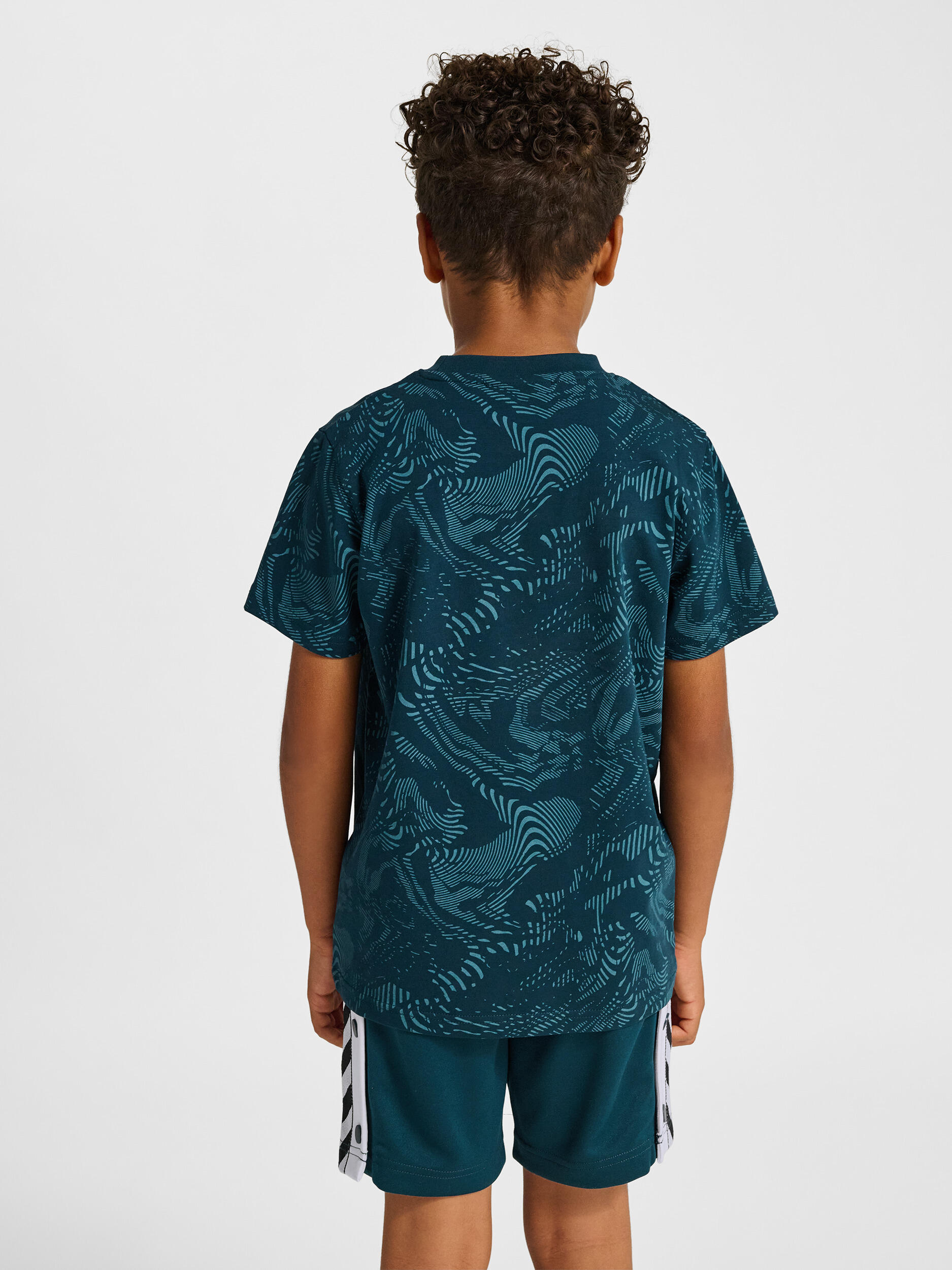 Enfiler T-Shirt Hmljr Aop Mode De Vie Enfant 3/7