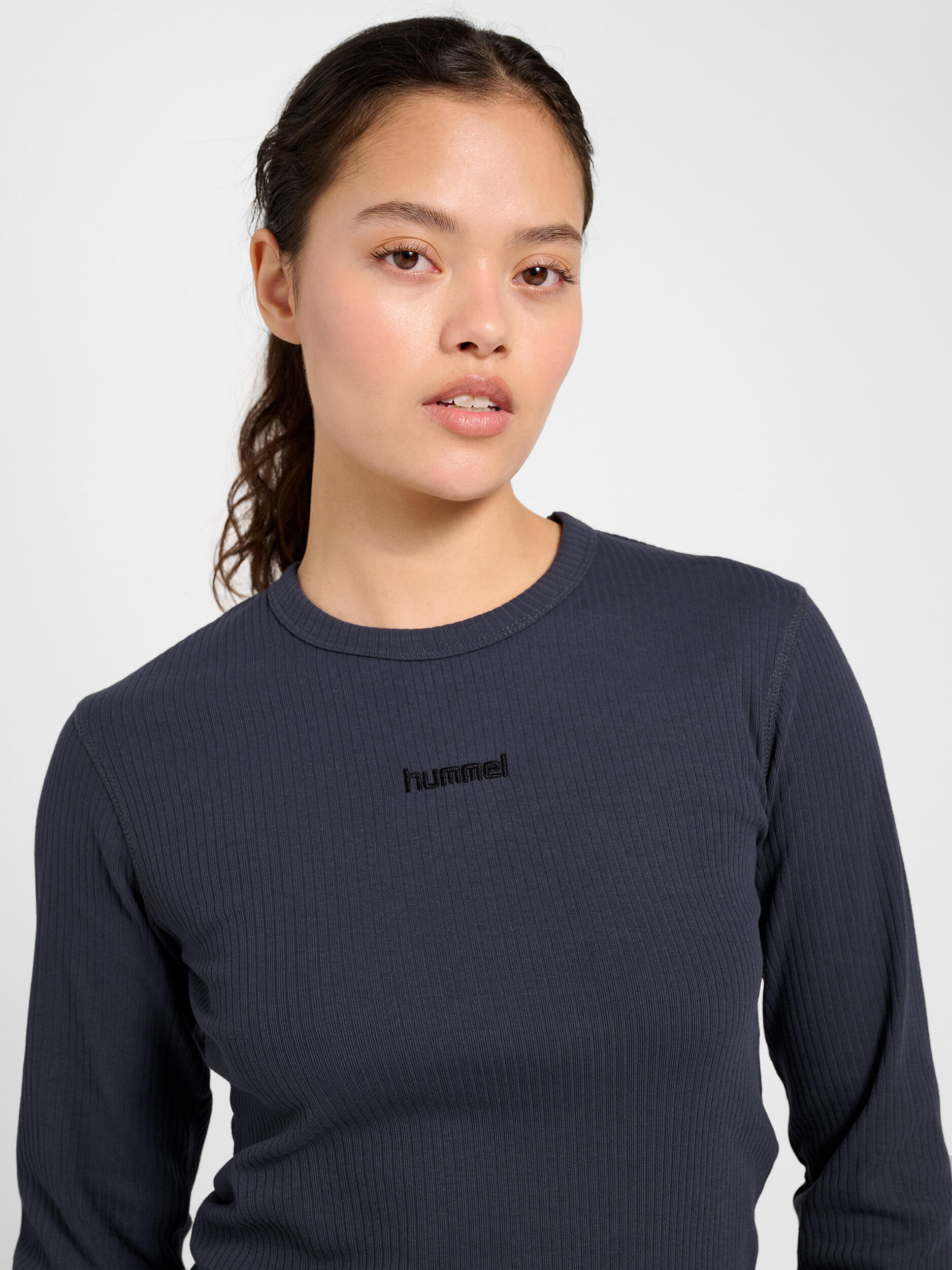 Enfiler T-Shirt Hmlfoundation Entraînement Femme 4/7
