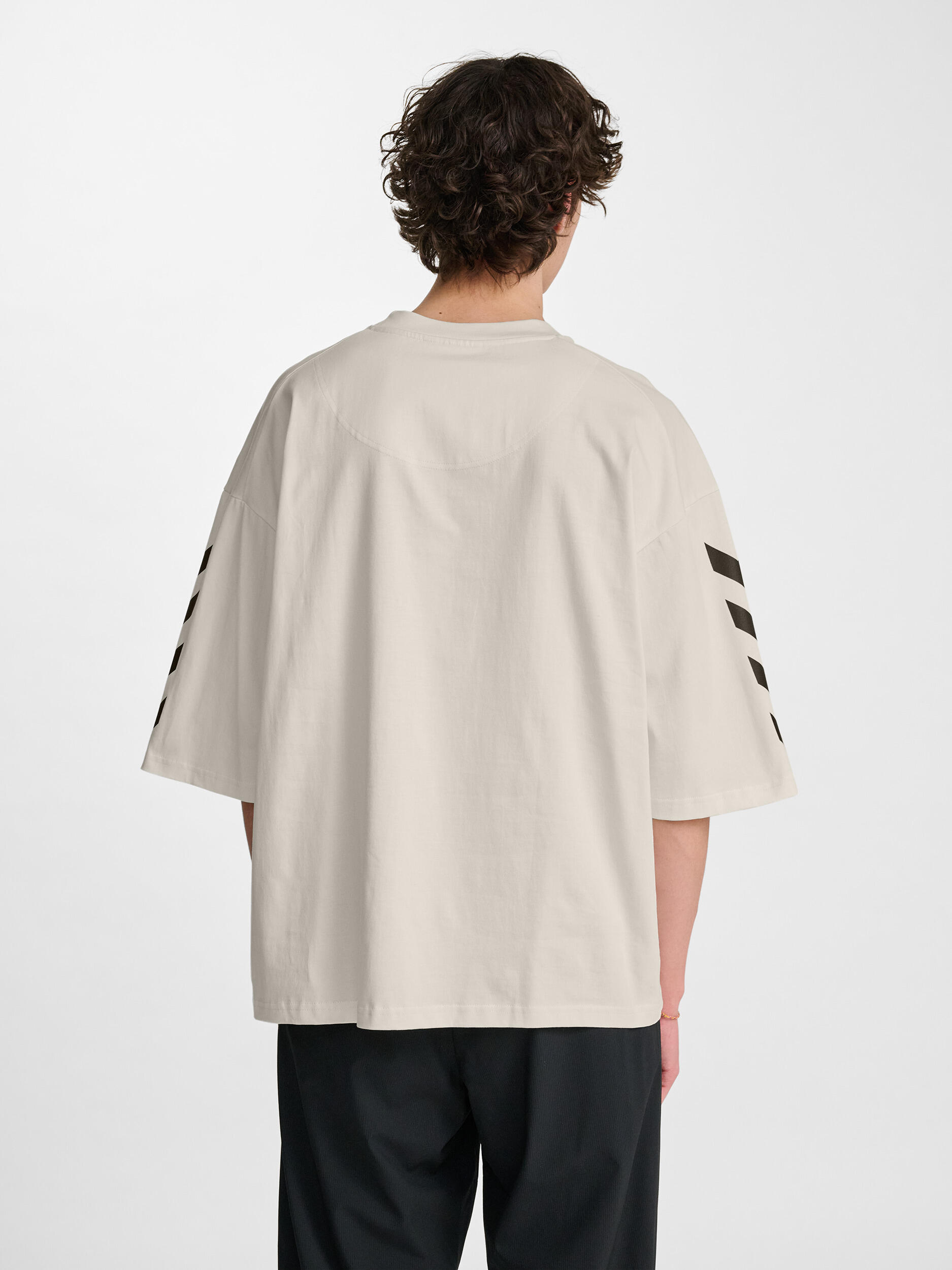 Oversized T-Shirt Hummel Willy SW 4/9