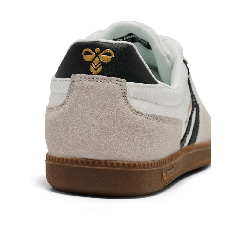 Baskets Hummel COE25