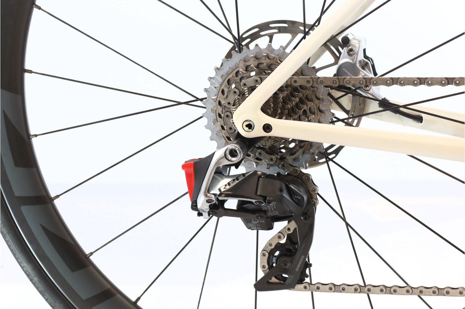 Vélo de route reconditionné ·  S-Works Tarmac SL8 AXS 12V · Très bon état 3/8