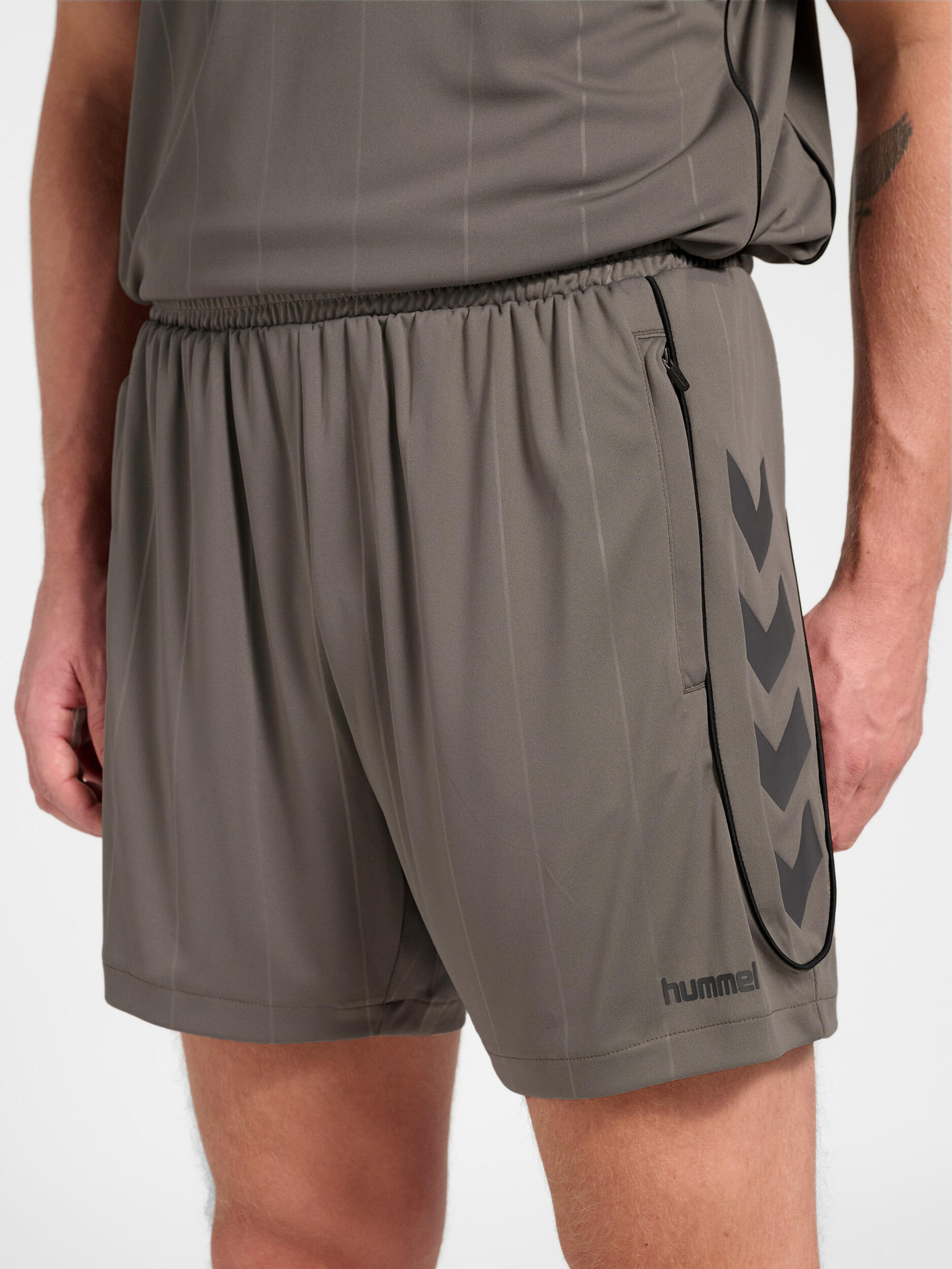 Kurze Hose Hmlpitch Multisport Herren 4/7