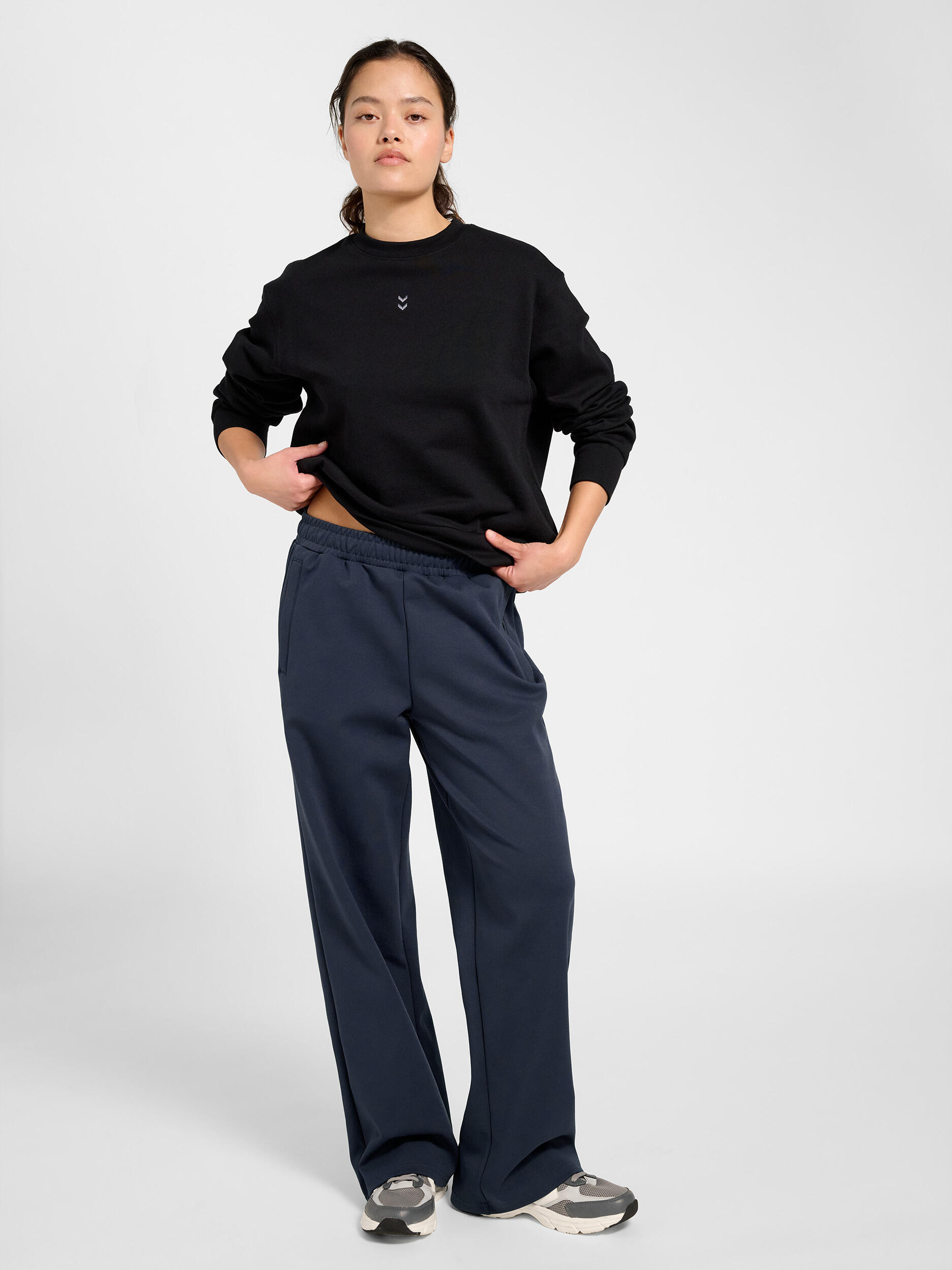 Sweatshirt Hmlfoundation Multisport Damen 3/7