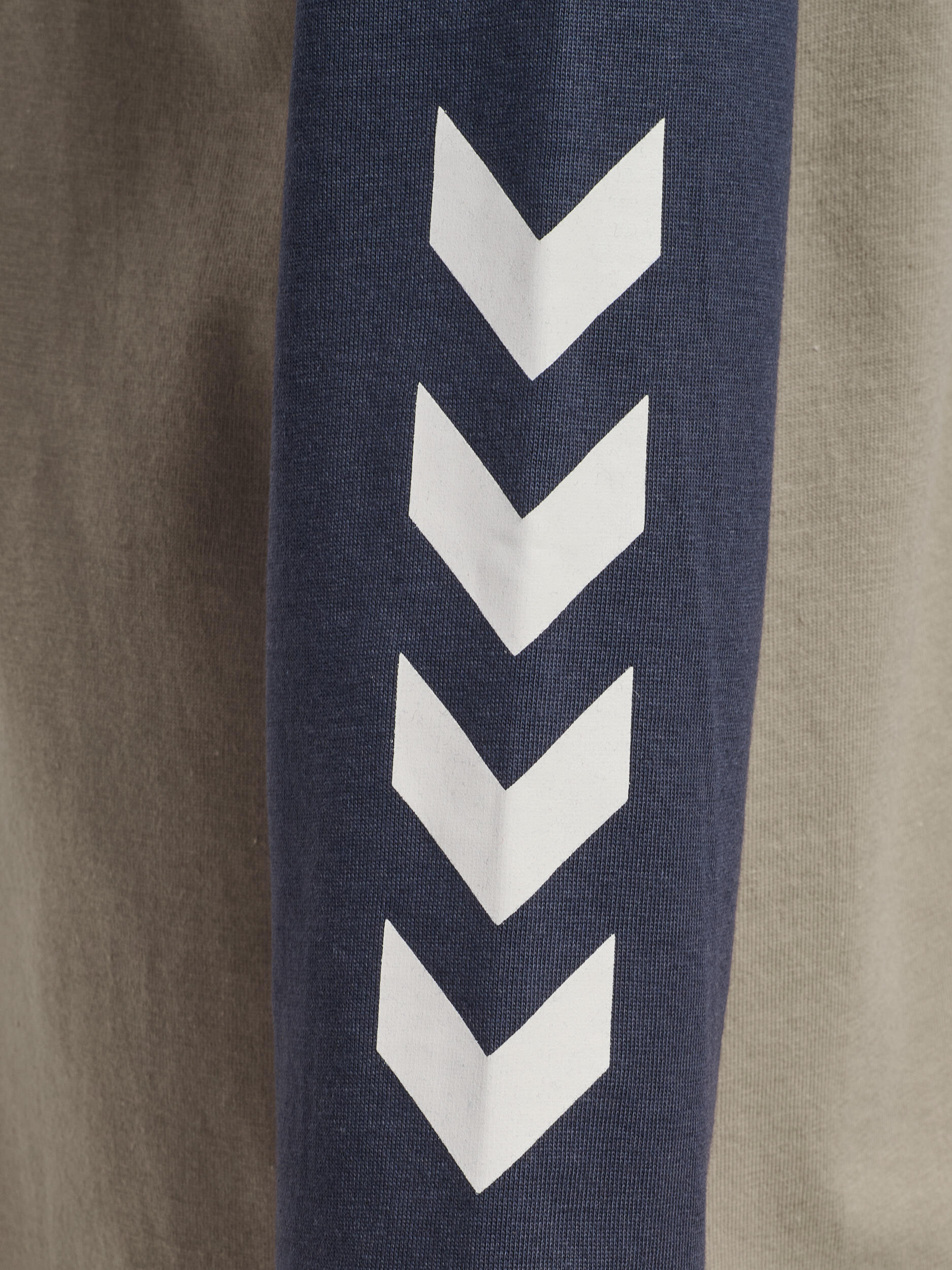 Instap T-Shirt Hmljr Logo Jongens 5/7