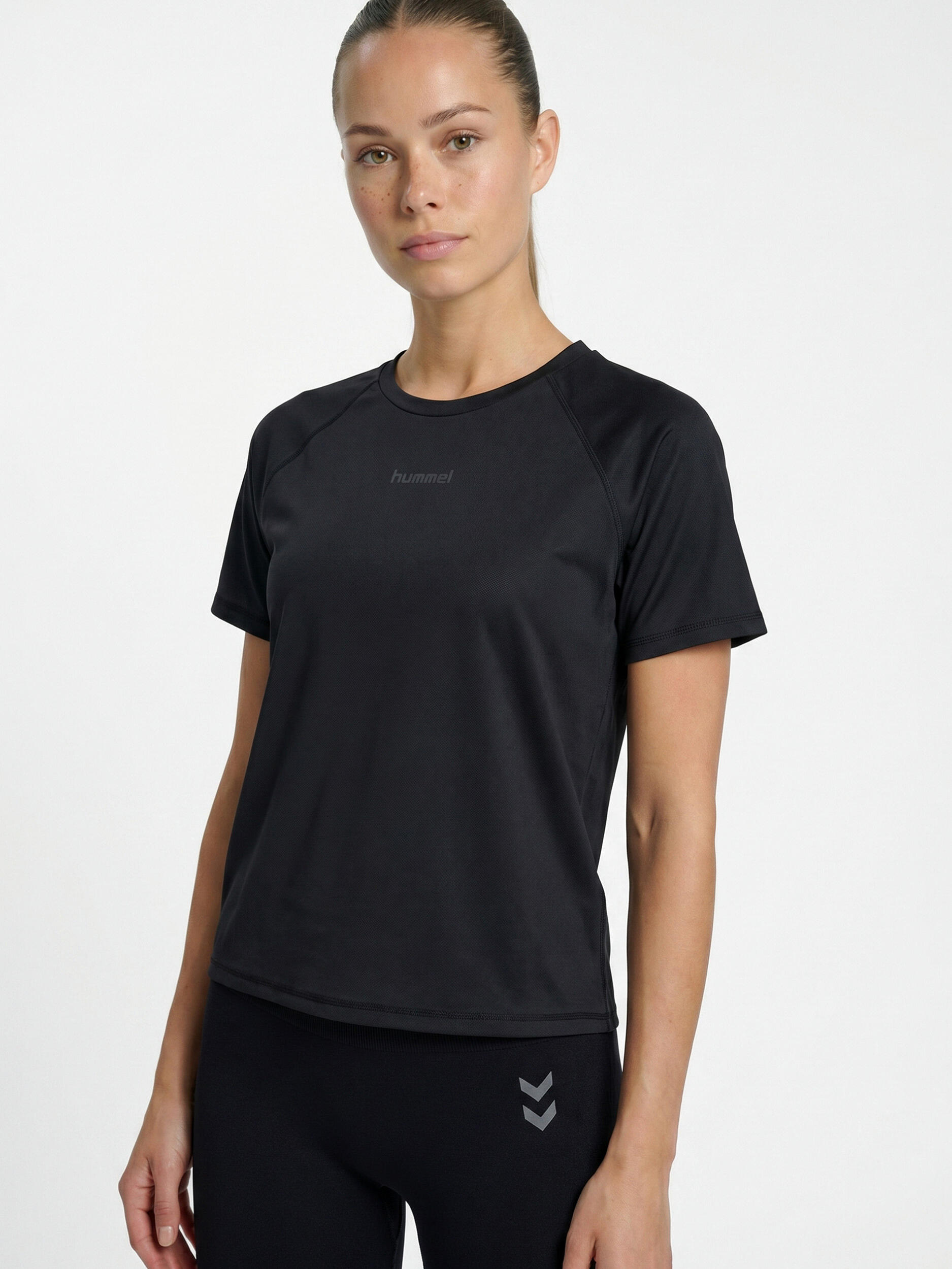 Enfiler T-Shirt Hmlvanja Entraînement Femme 3/7