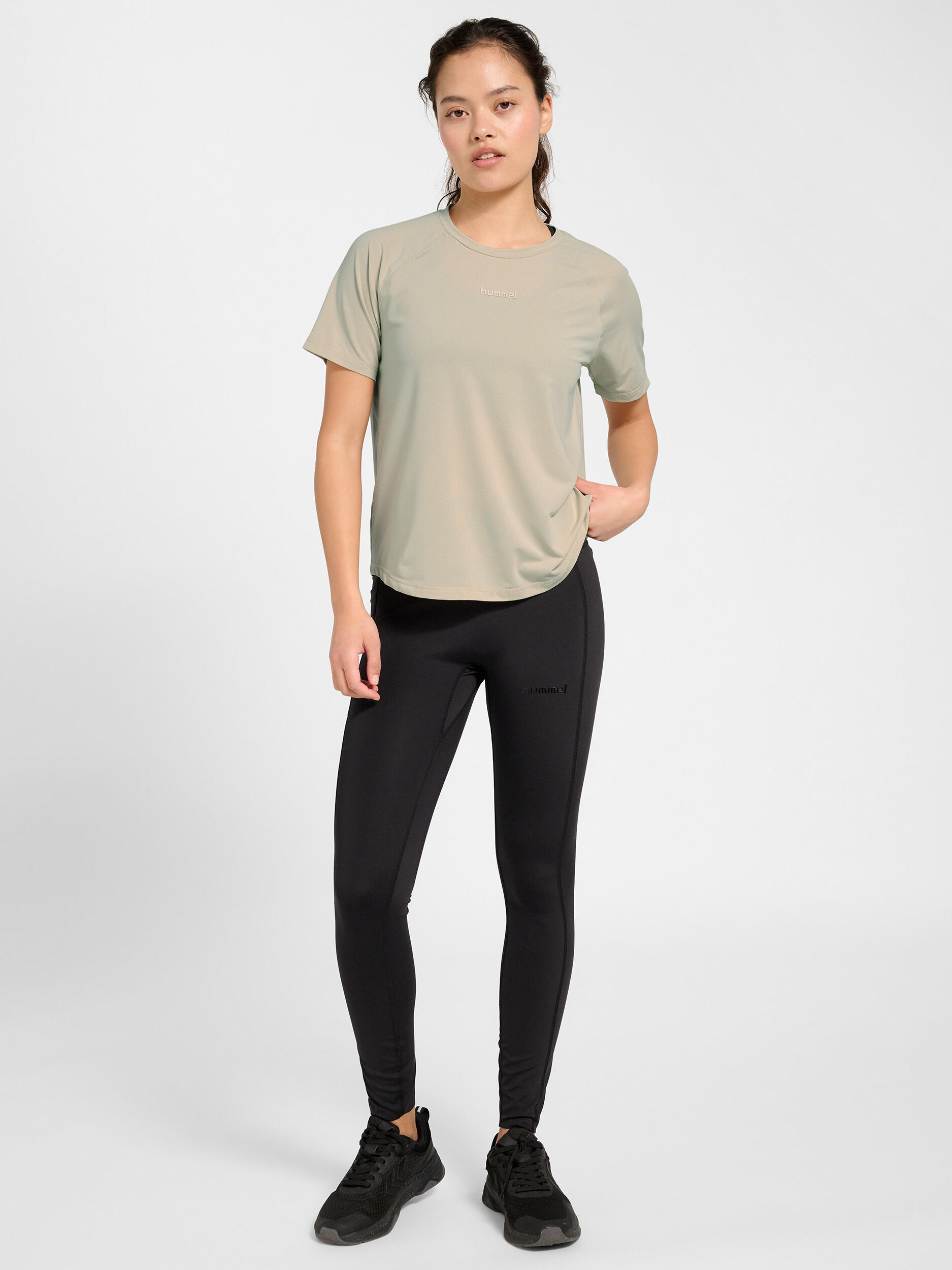 Enfiler T-Shirt Hmlvanja Entraînement Femme 3/7