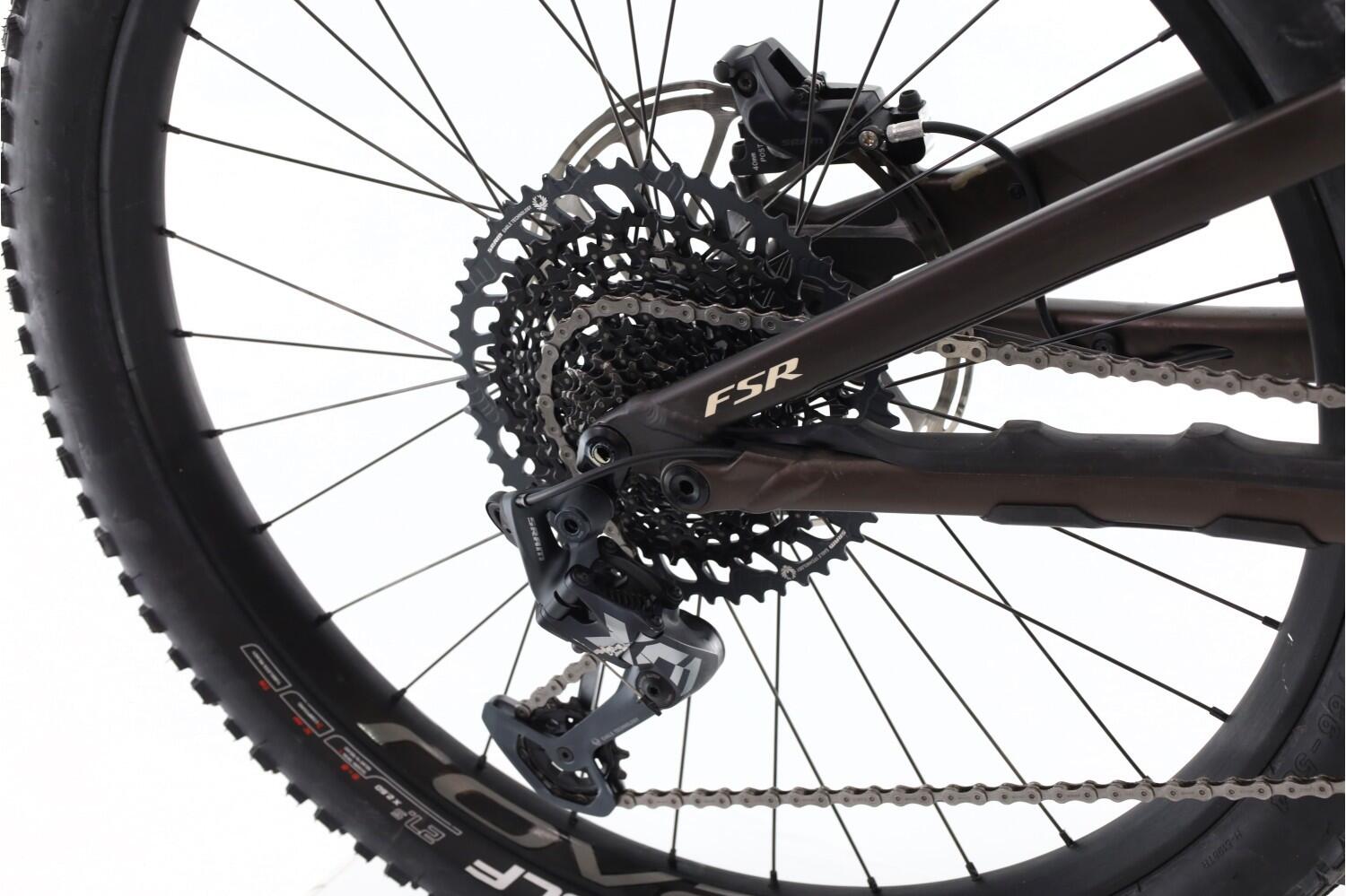 Refurbished E-MTB Fully ·  Turbo Kenevo X01 · Sehr guter Zustand 3/8