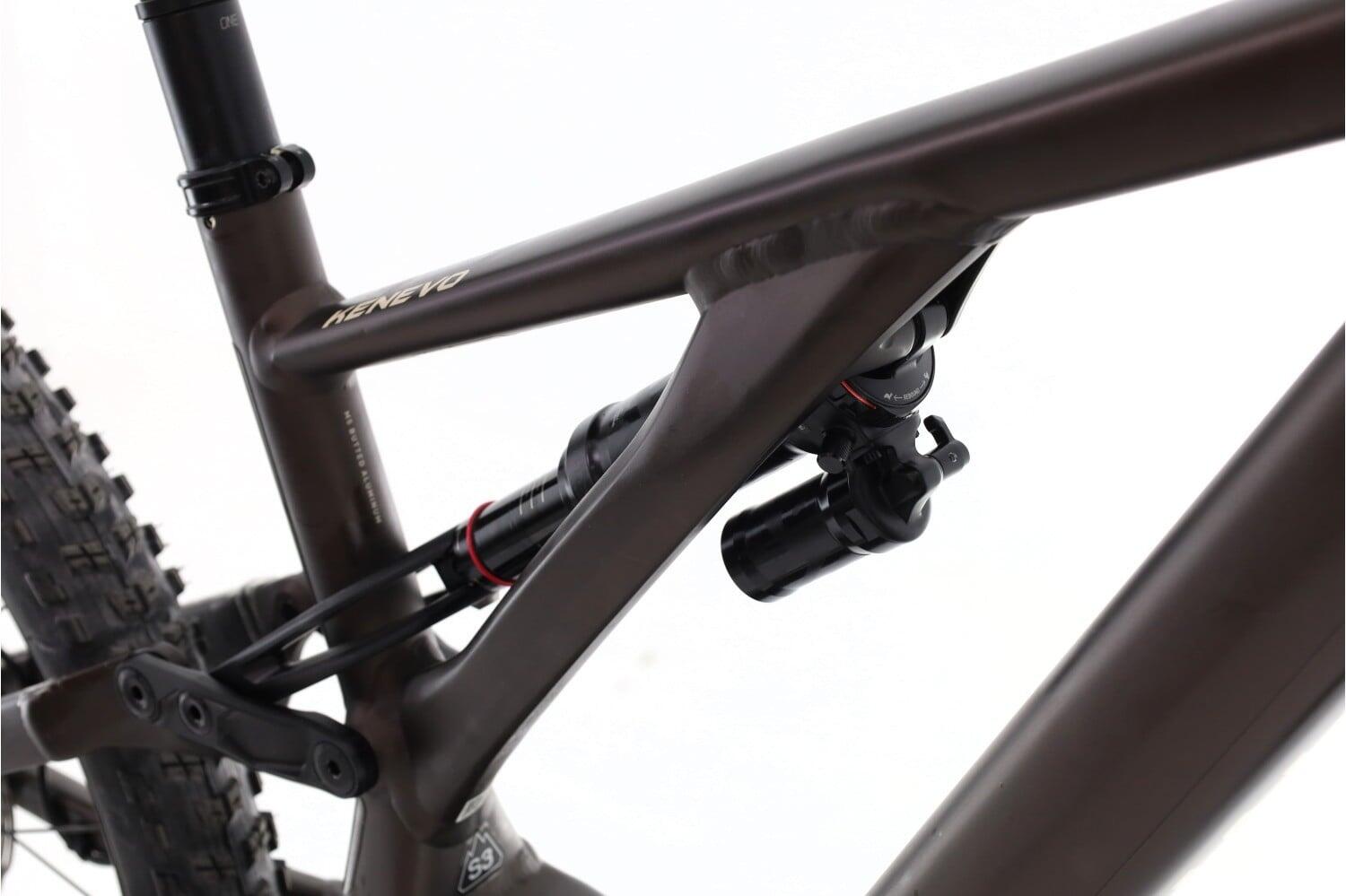 Refurbished E-MTB Fully ·  Turbo Kenevo X01 · Sehr guter Zustand 7/8