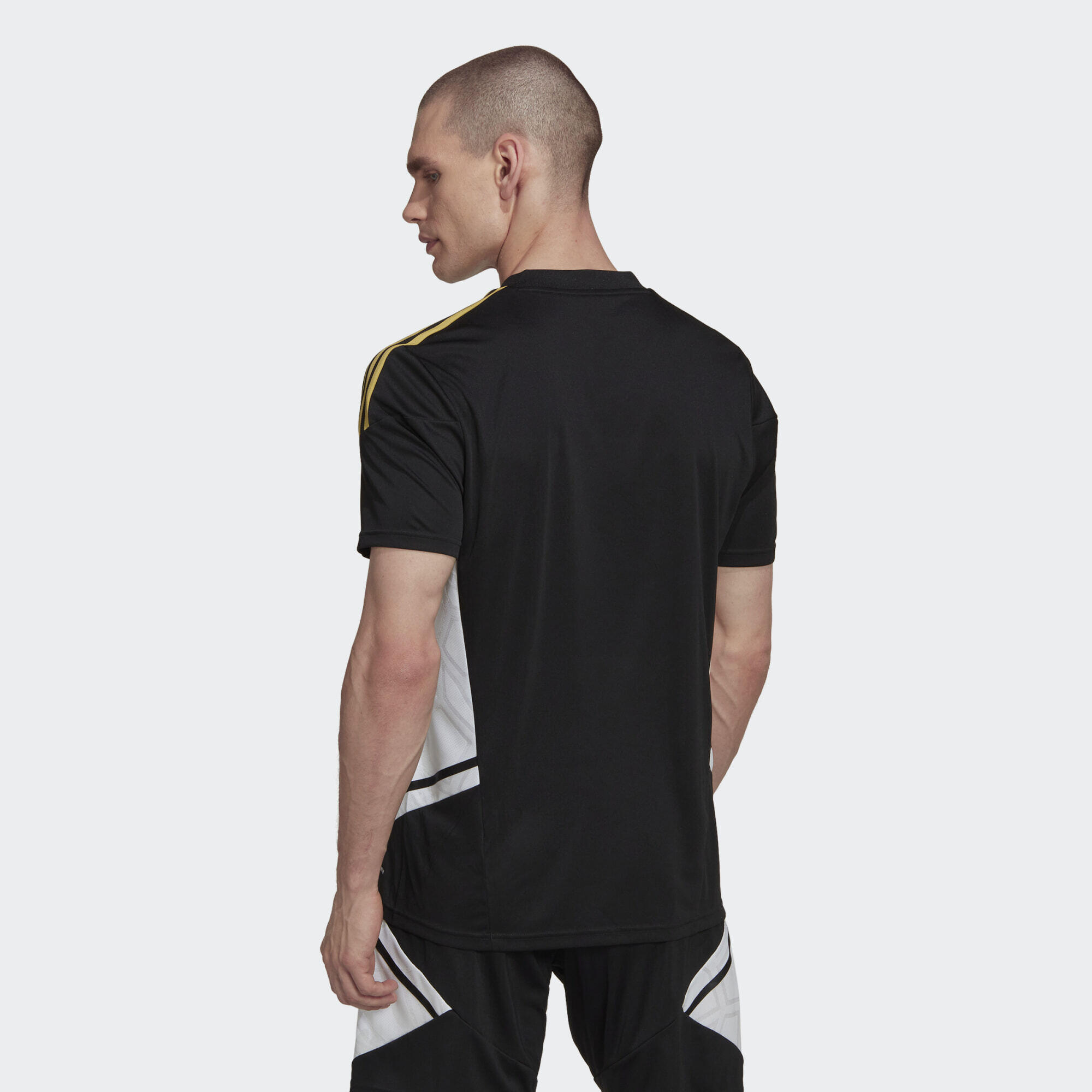 T-Shirt Hommes Adidas Entraînement Juventus 2223  noir 4/5