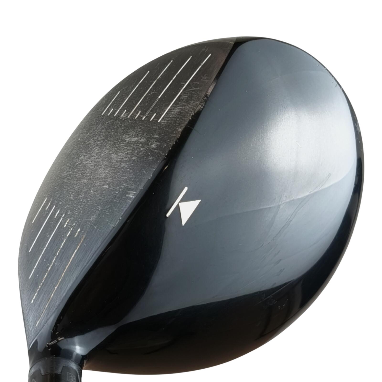 Titleist 910D2 Driver / Flex Stiff / Loft 10.5 4/6