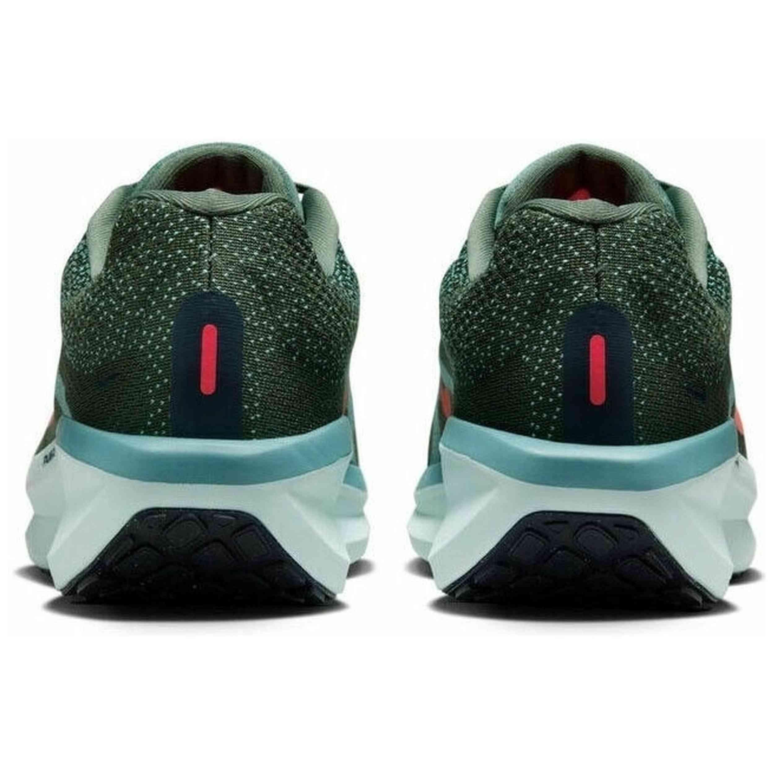 Chaussures de course Nike modèle FJ9509-300 pour homme 2/4