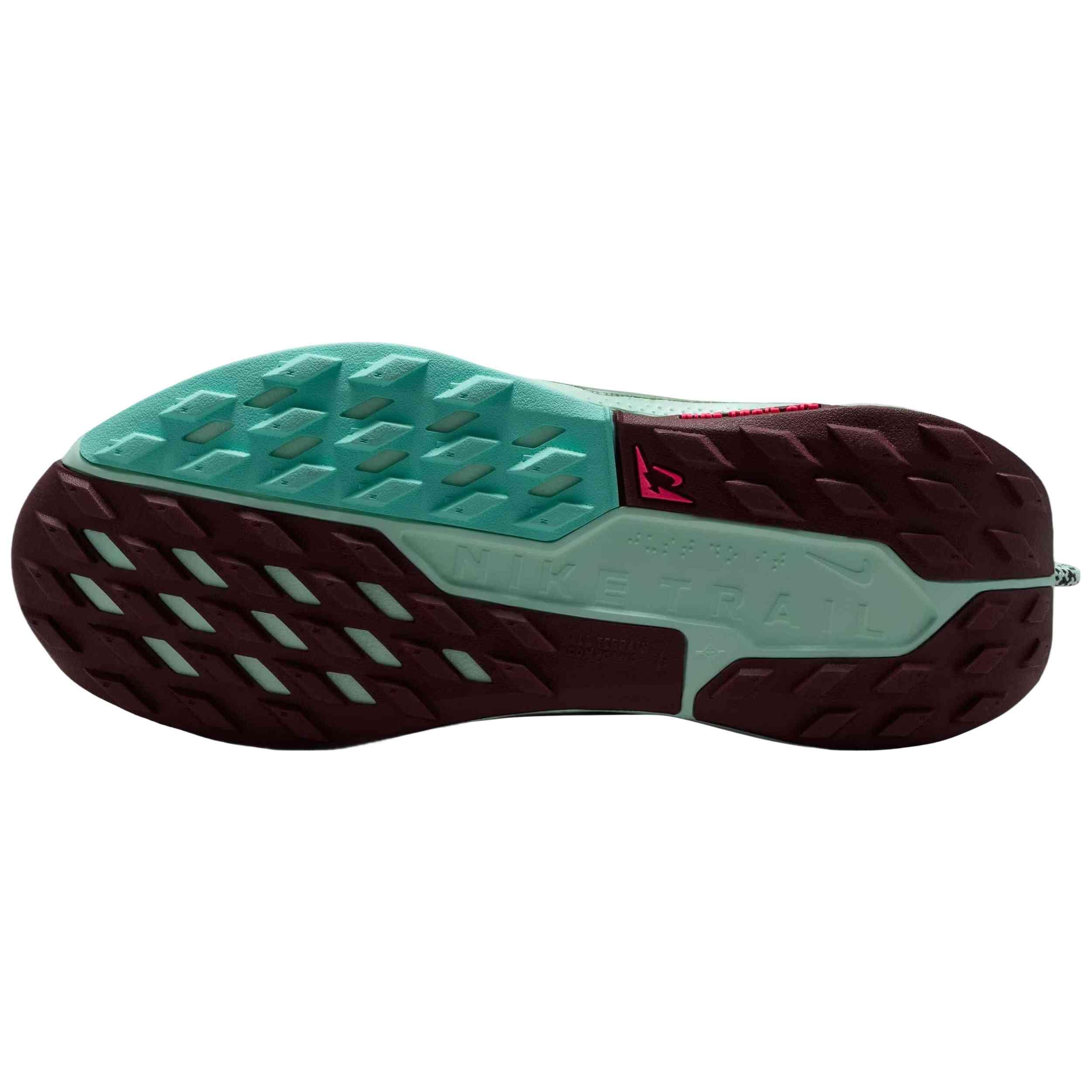 Zapatillas de trekking Nike modelo FV5638-301 para mujer 2/5