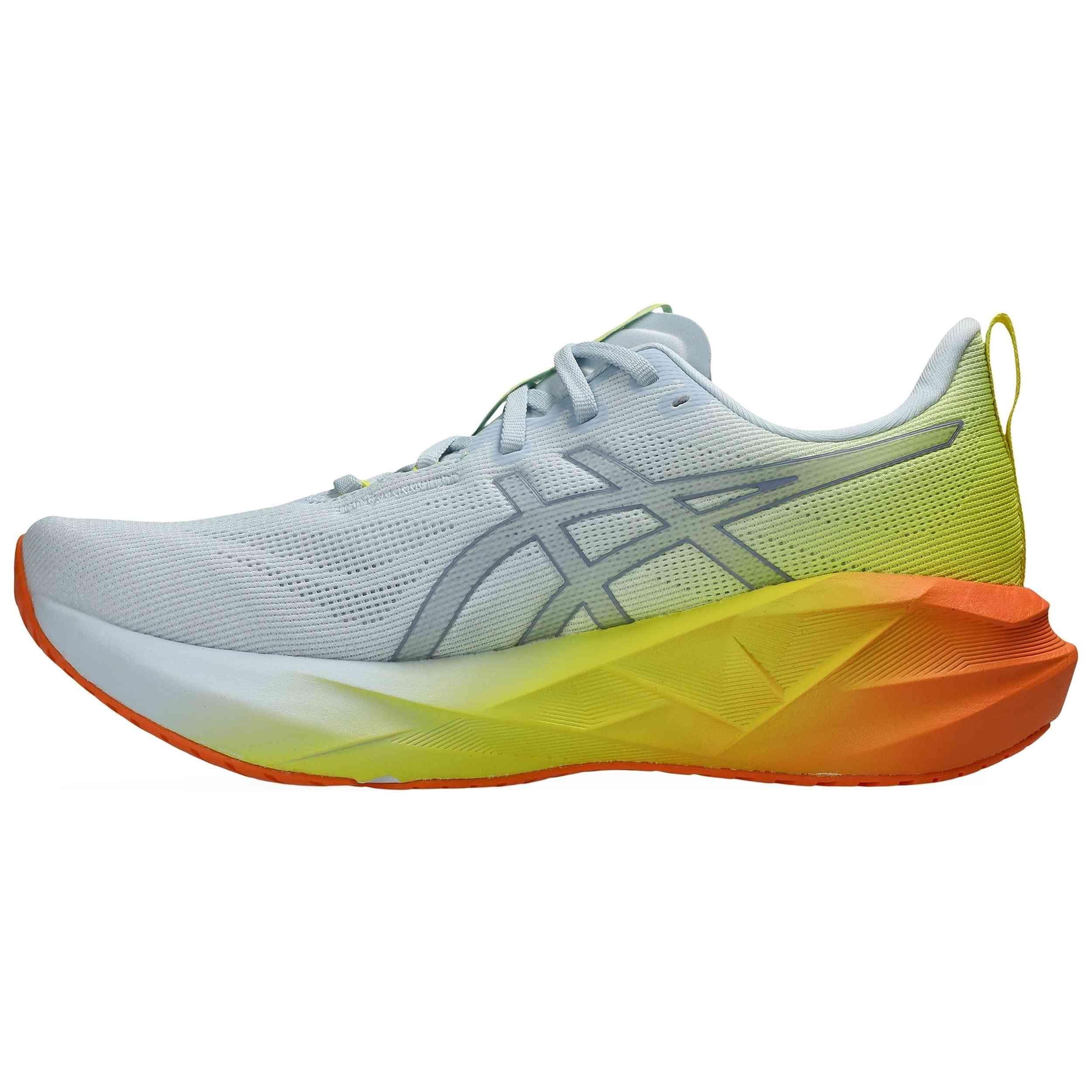 Laufschuhe Asics Modell Novablast 5 für männer 3/5