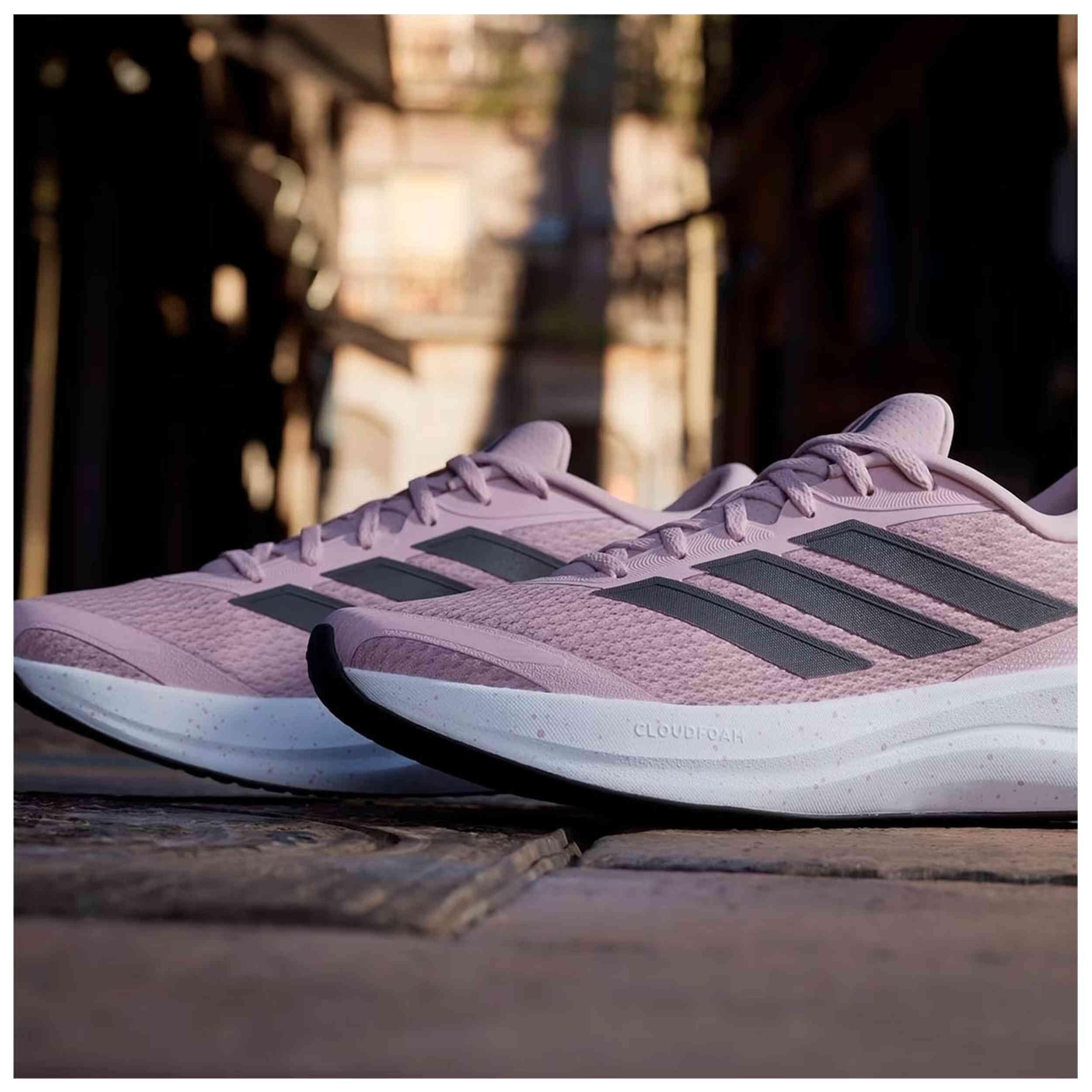 Chaussures de course Adidas modèle IH9536-RUNFALCON-6W pour femmes 4/5