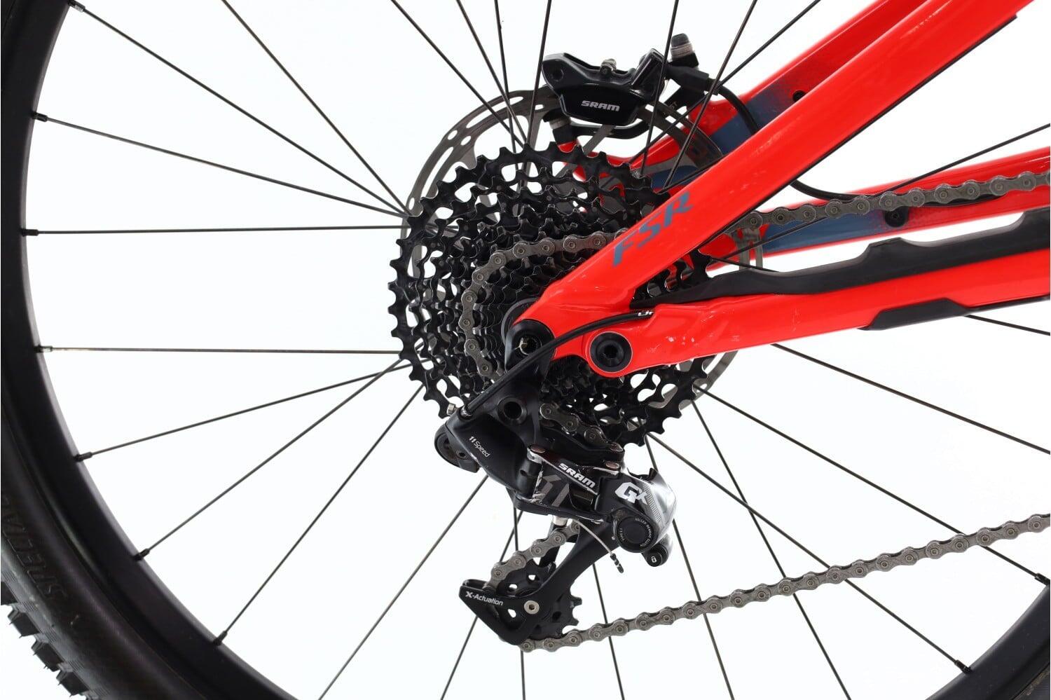 Refurbished E-MTB Fully ·  Turbo Levo GX · Sehr guter Zustand 3/8
