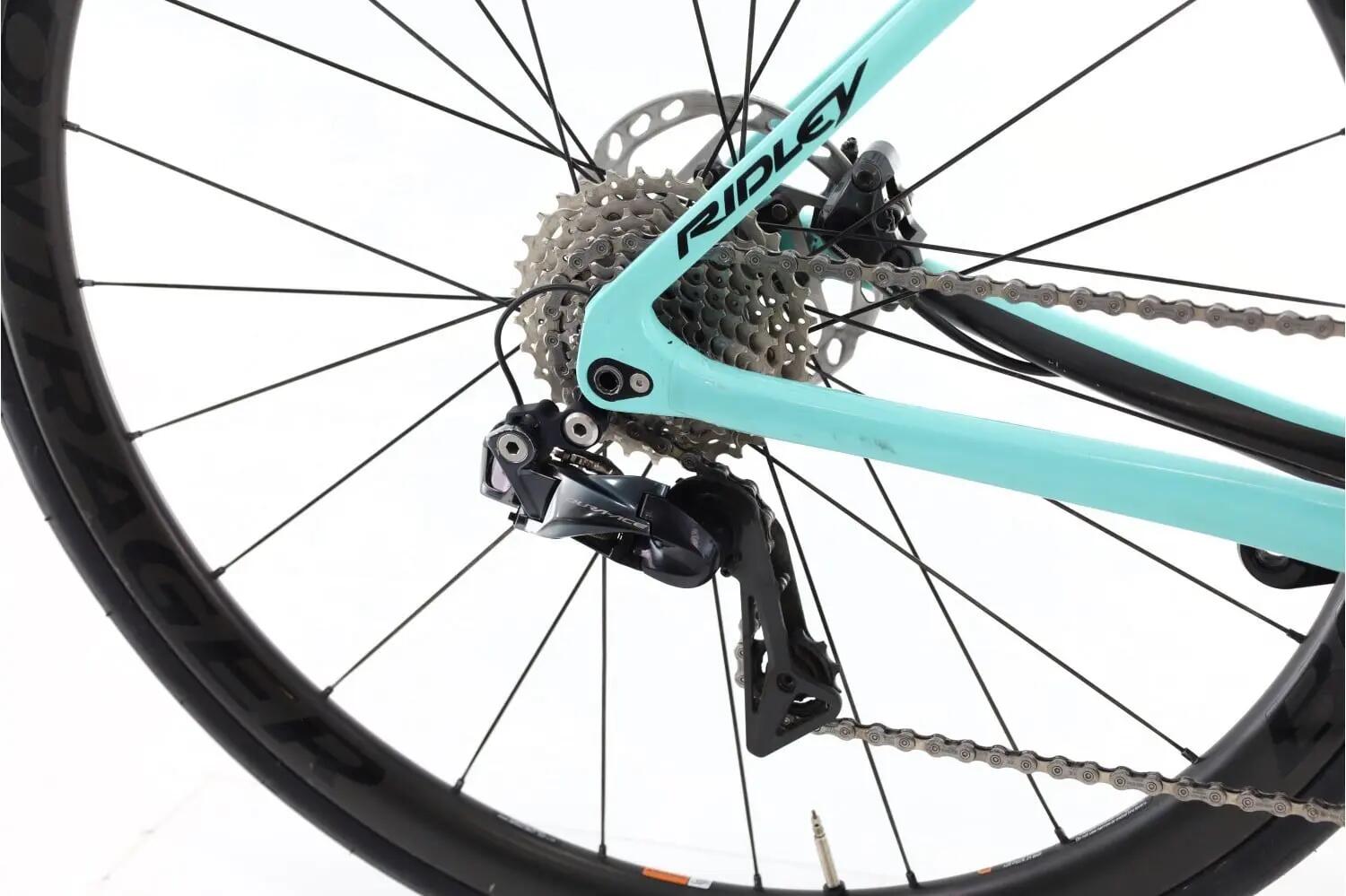 Vélo de route reconditionné · Ridley Noah Fast Di2 11V · Très bon état 3/8