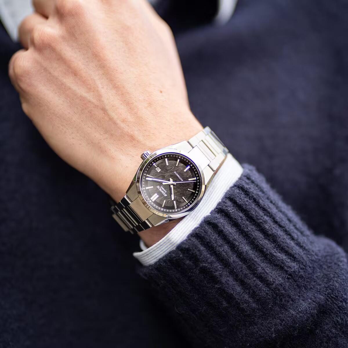 Casio Analoog  Horloge Zilverkleurig/Zwart EFK-110D-1AER 4/5