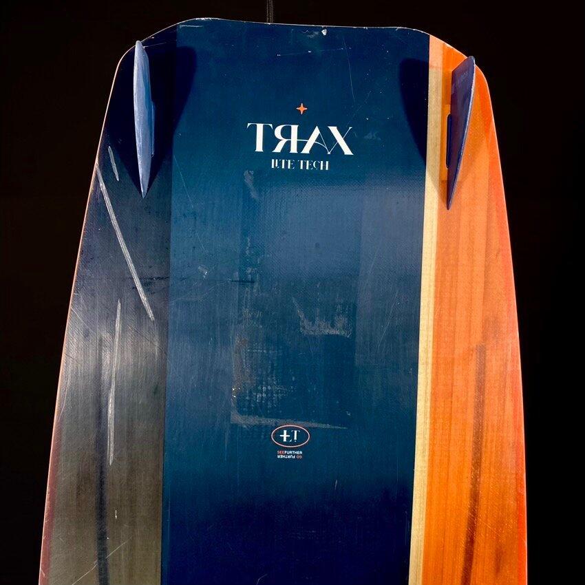 F-ONE Twin Tip Trax Hrd Lite 2025 136x40.5cm 6/6