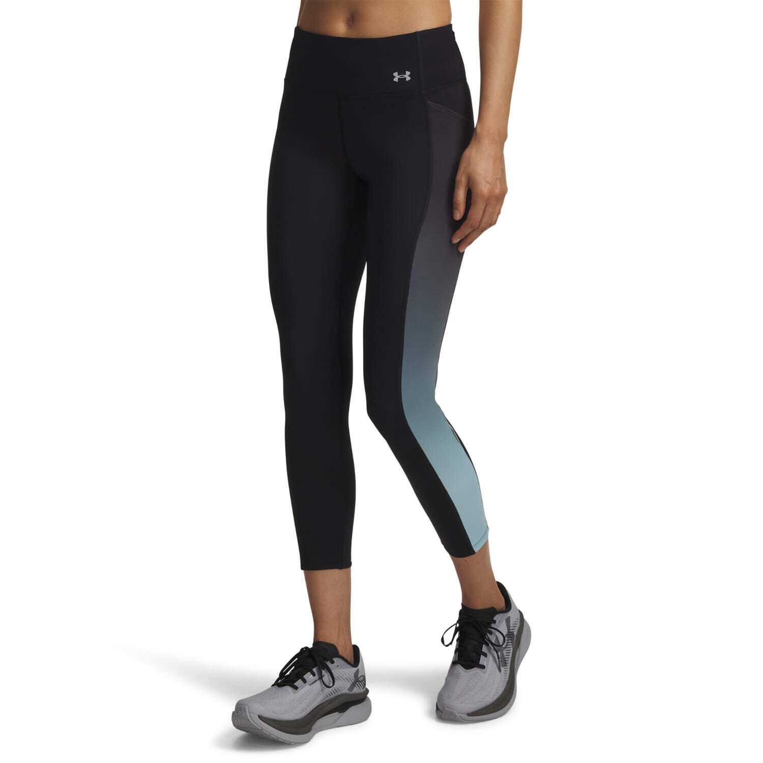 UNDER ARMOUR picture