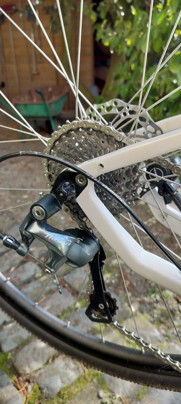 Entre Particuliers - Vélo gravel Specialized en carbone en parfait état 3/7