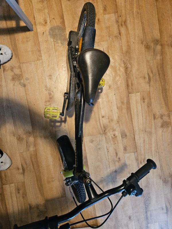 Entre Particuliers - Velo 16 pouces 2/2