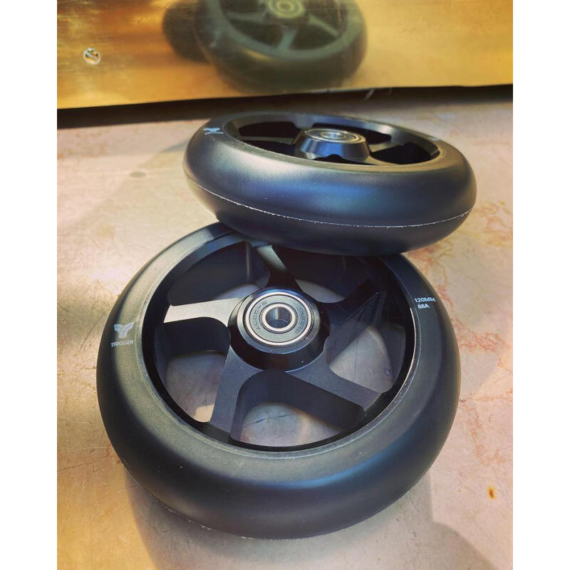 Freestyle Scooter Wielen Trigger 5 Spokes 30mm 120mm 88A Zwart Zwart x2 2/3