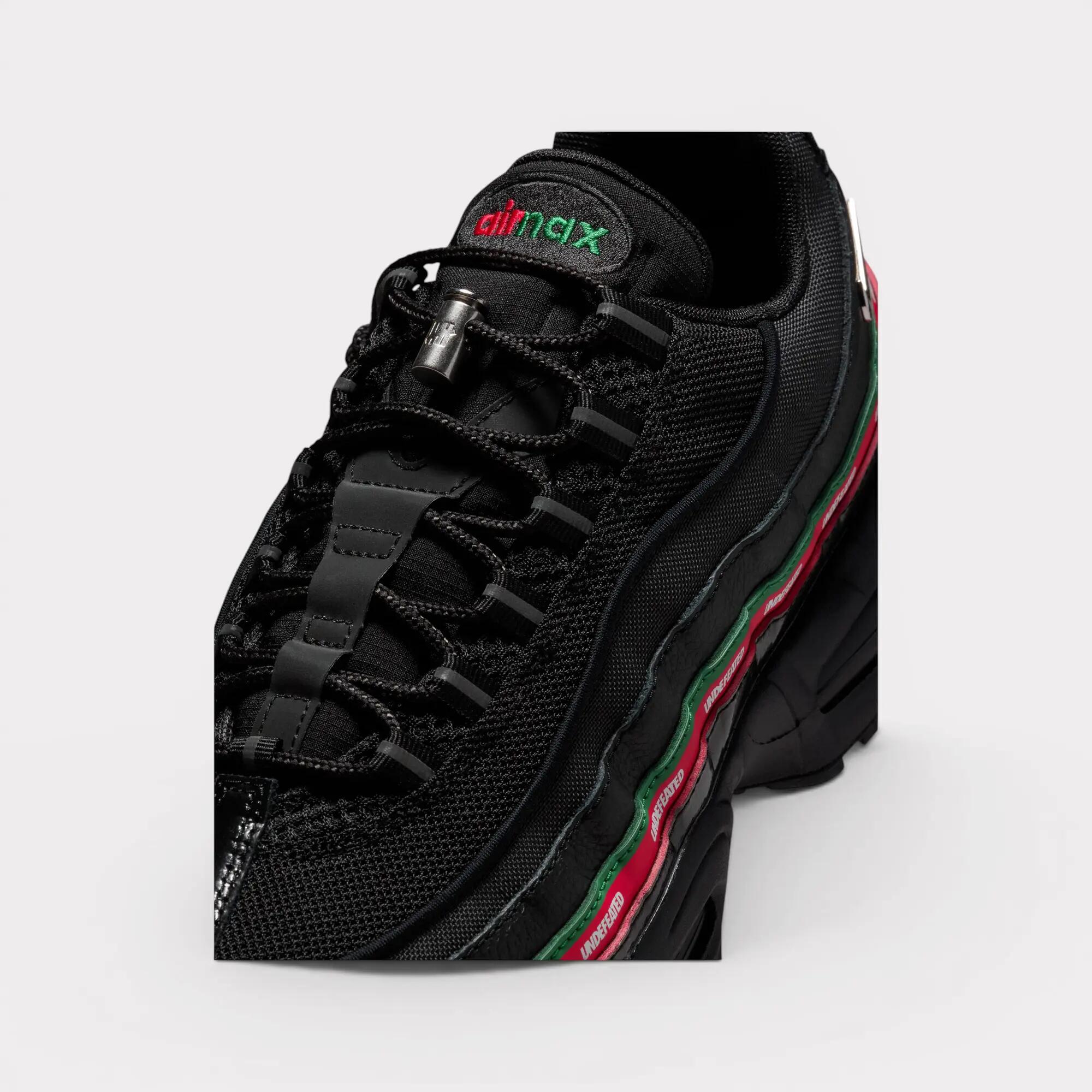 Nike Air Max 95 SP Undefeated- Black | Decathlon