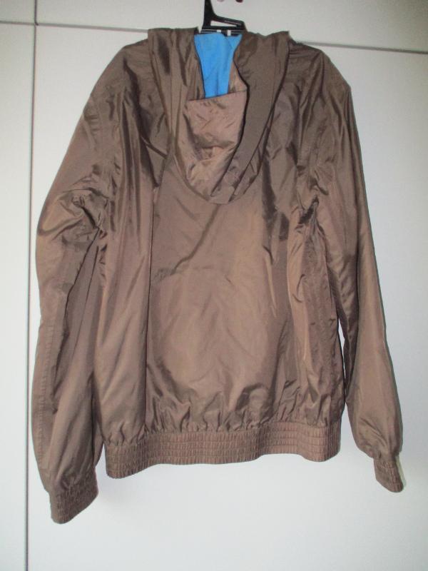 Tussen Particulieren - Regenjas, Quechua, maat 140 2/2