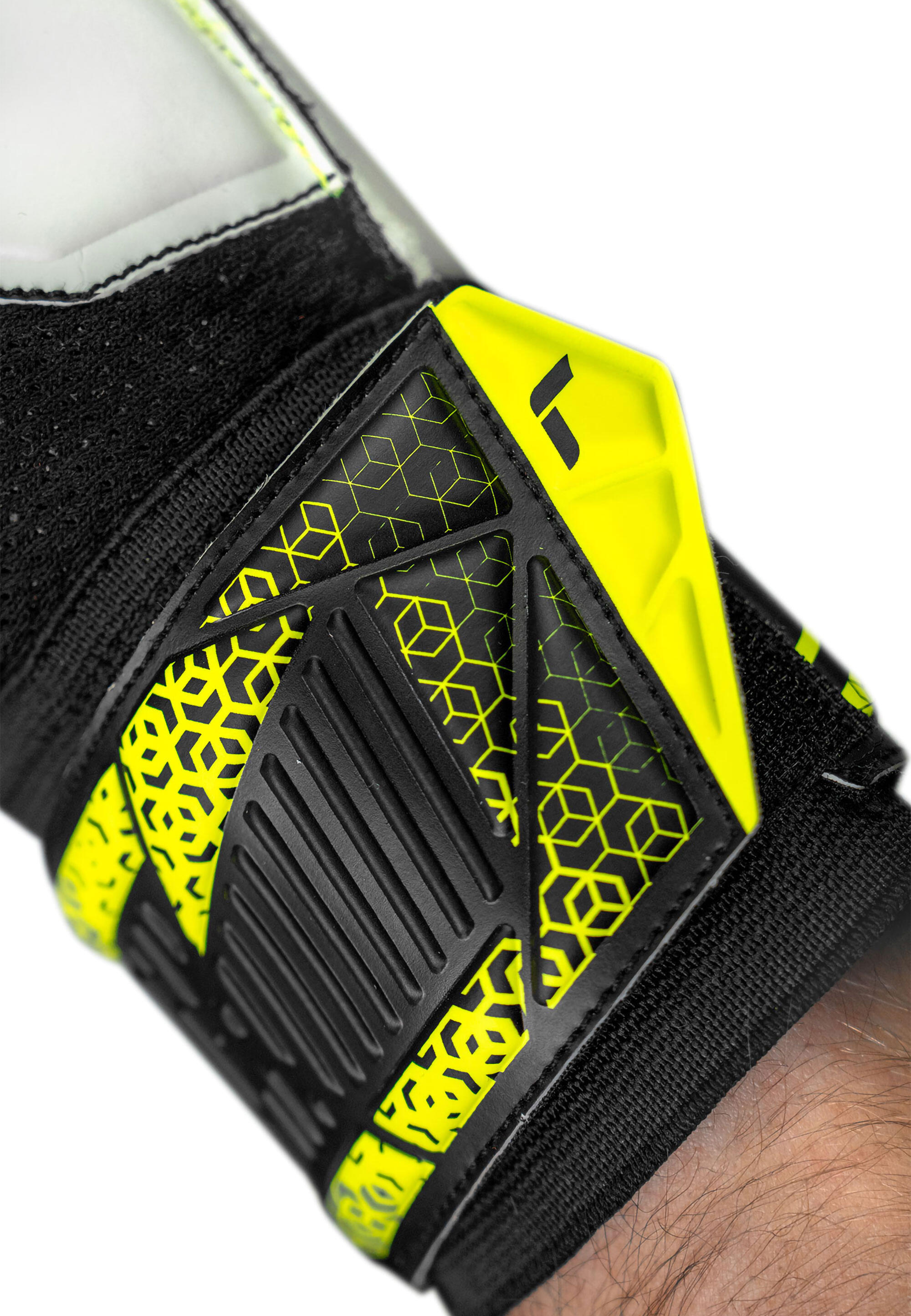 REUSCH Torwarthandschuhe Attrakt Solid 7/7
