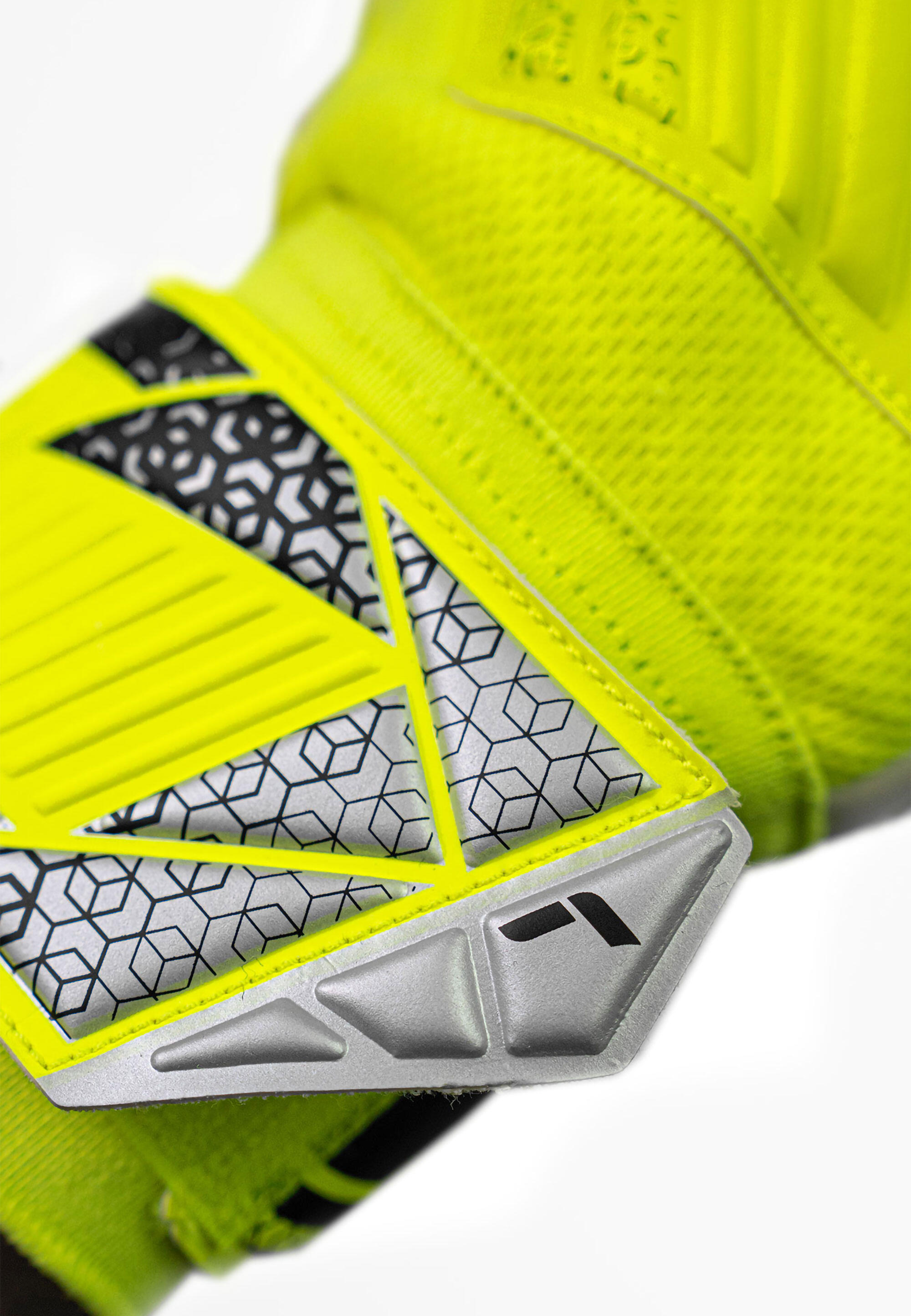 Reusch Attrakt Grip luvas de guarda-redes 7/7
