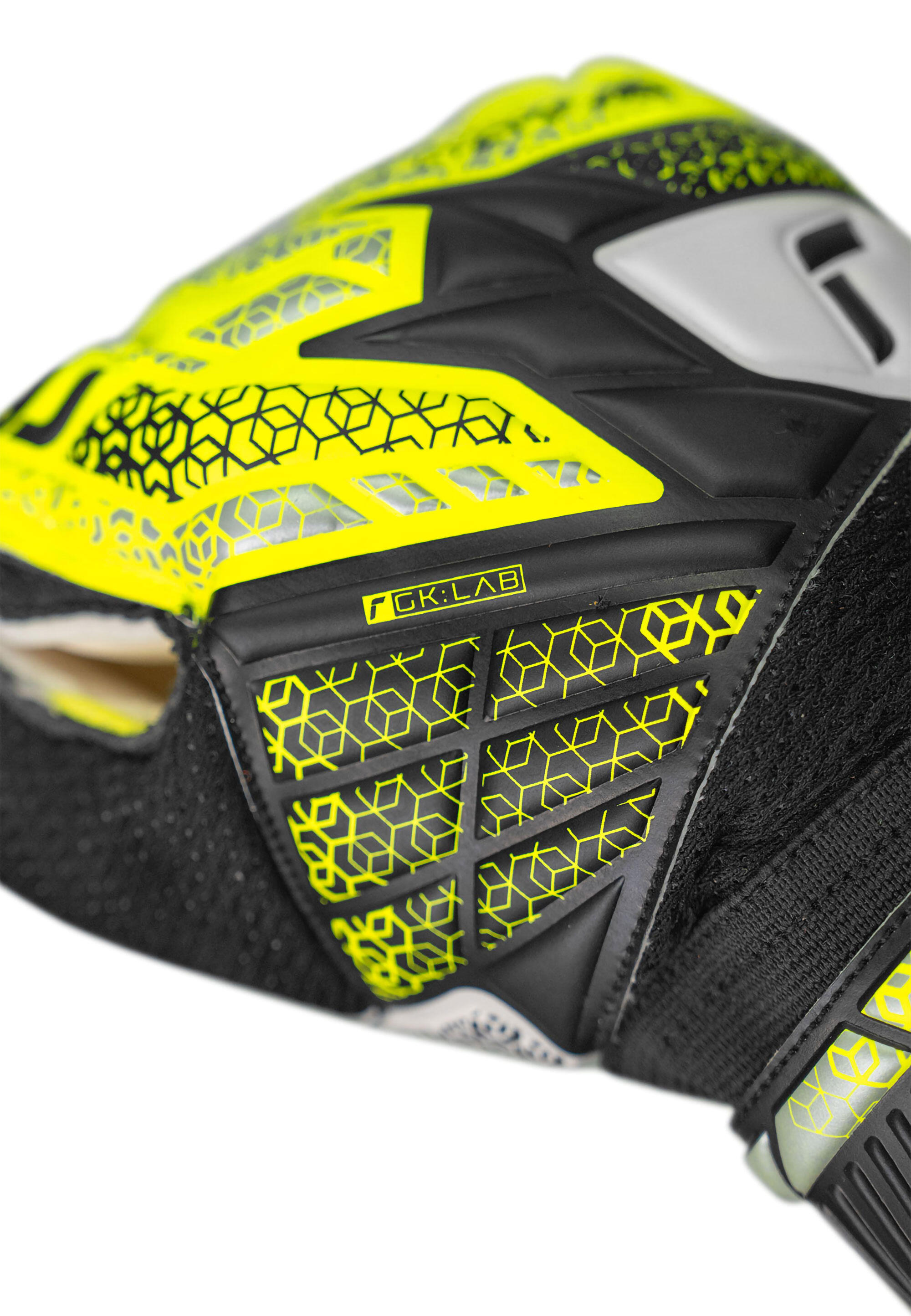 REUSCH Torwarthandschuhe Attrakt Solid 6/7
