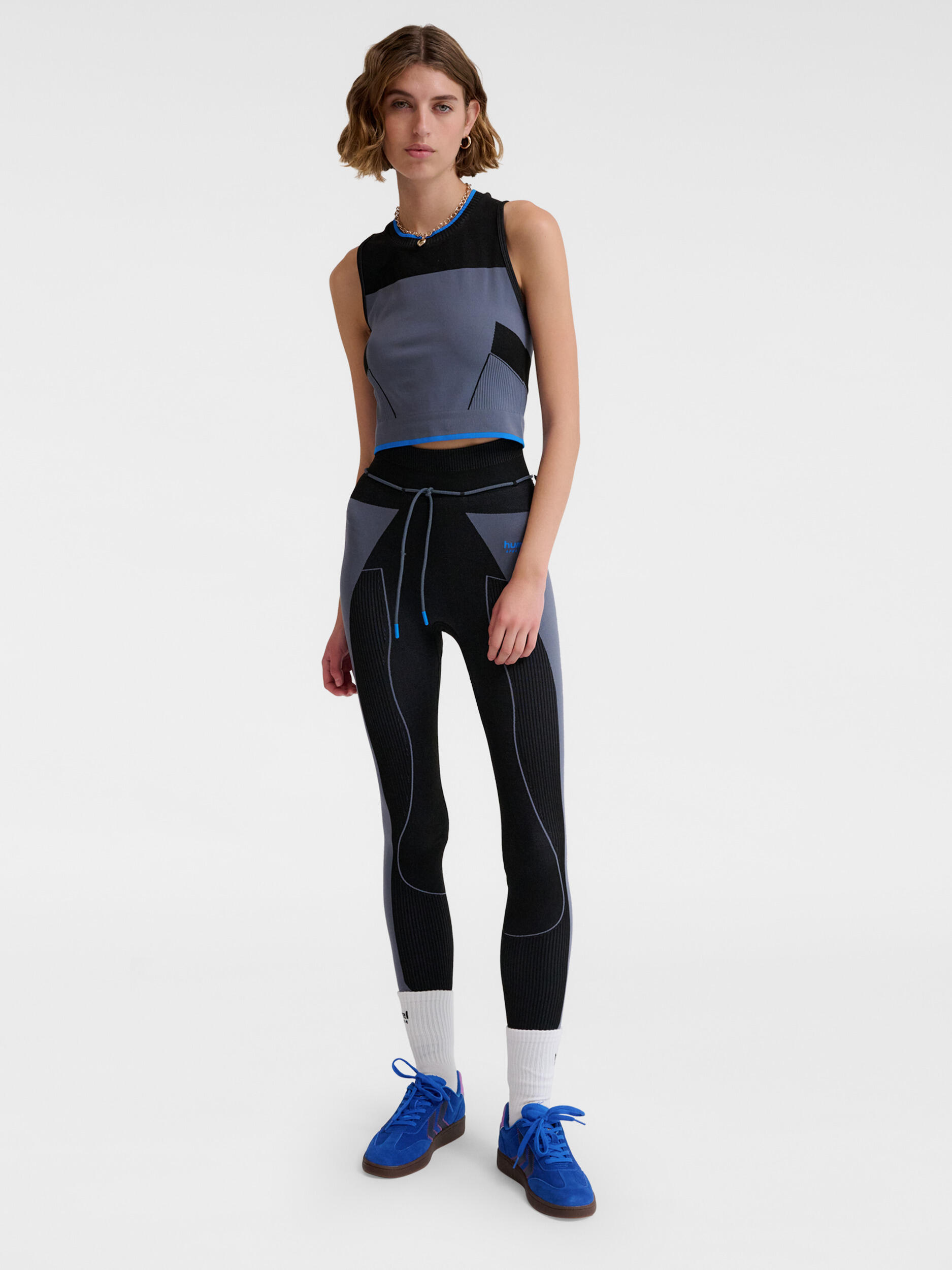 Damski bezszwowy tank top Hummel 3/7