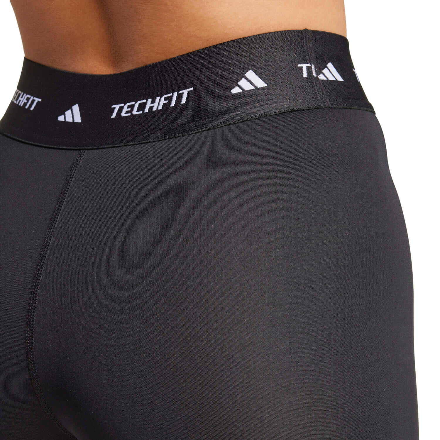TECHFIT Short Leggings 6/14
