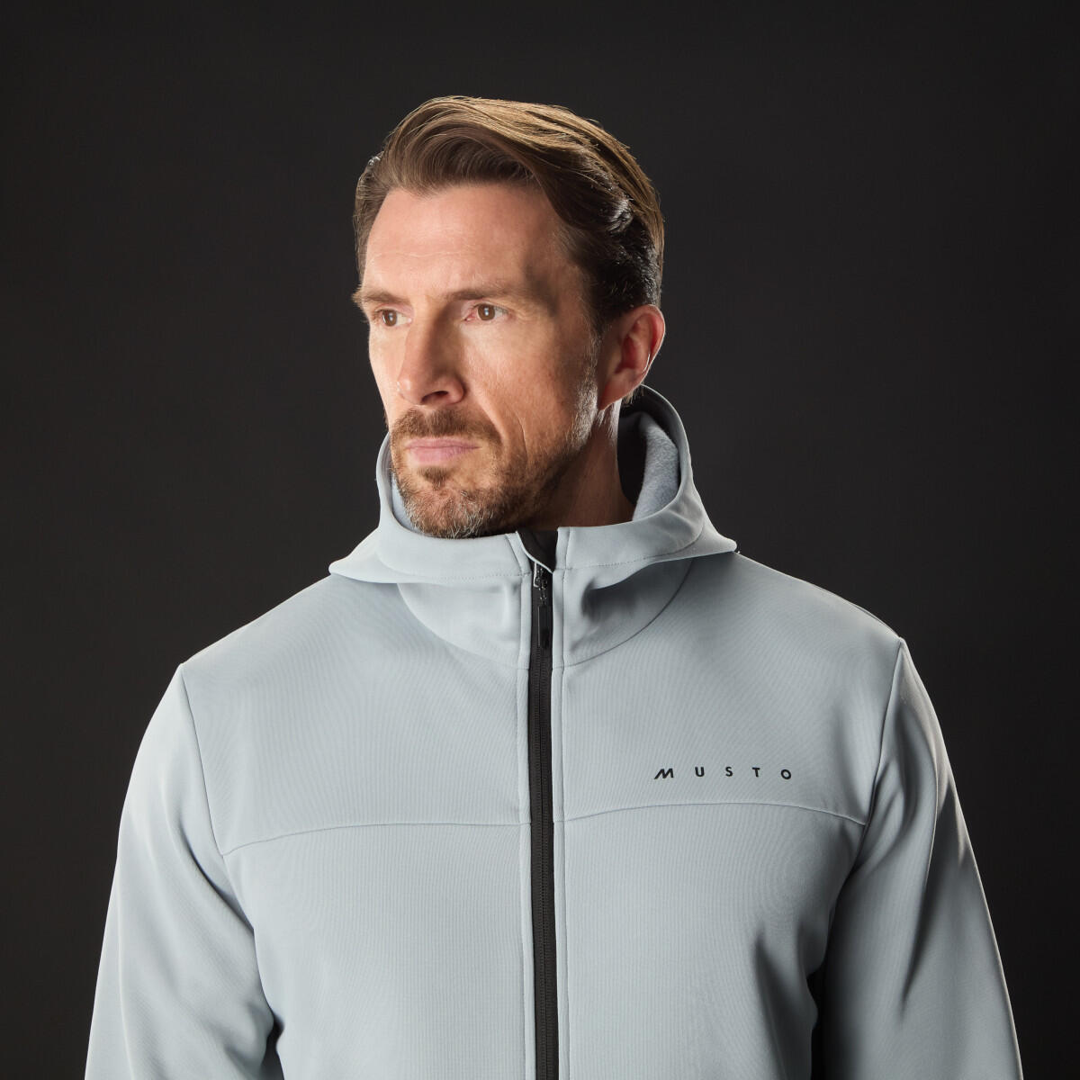 Capuchon met volledige rits Musto Evo 6/7