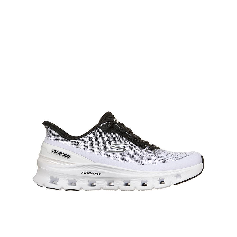 SKECHERS picture