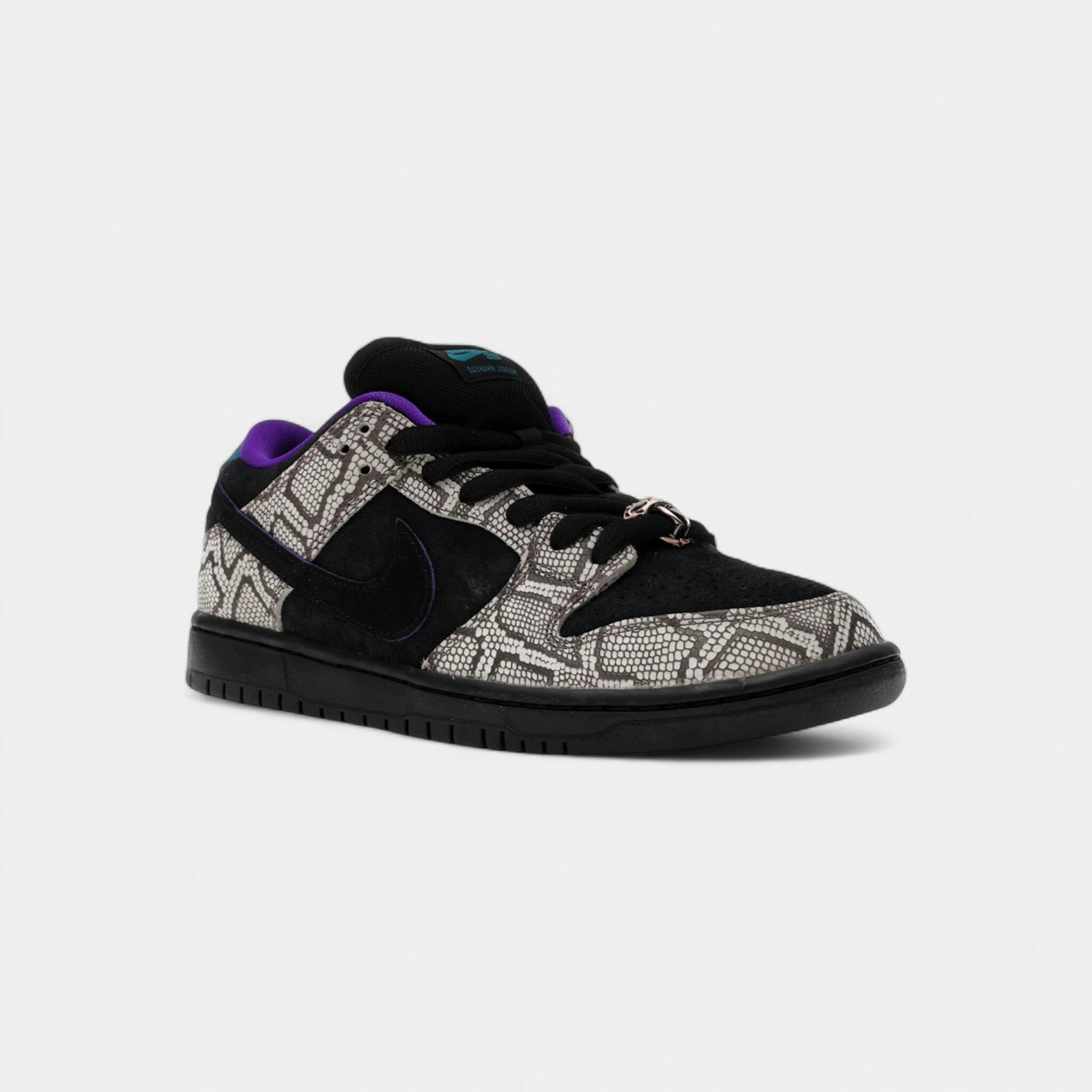 Nike SB Dunk Low Dashawn Jordan Copperhead 2/4