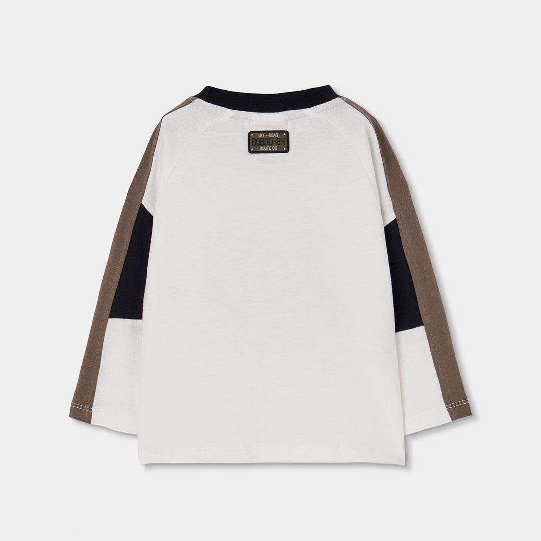 Camiseta punto niño blanca estampado coche aventura 2/4