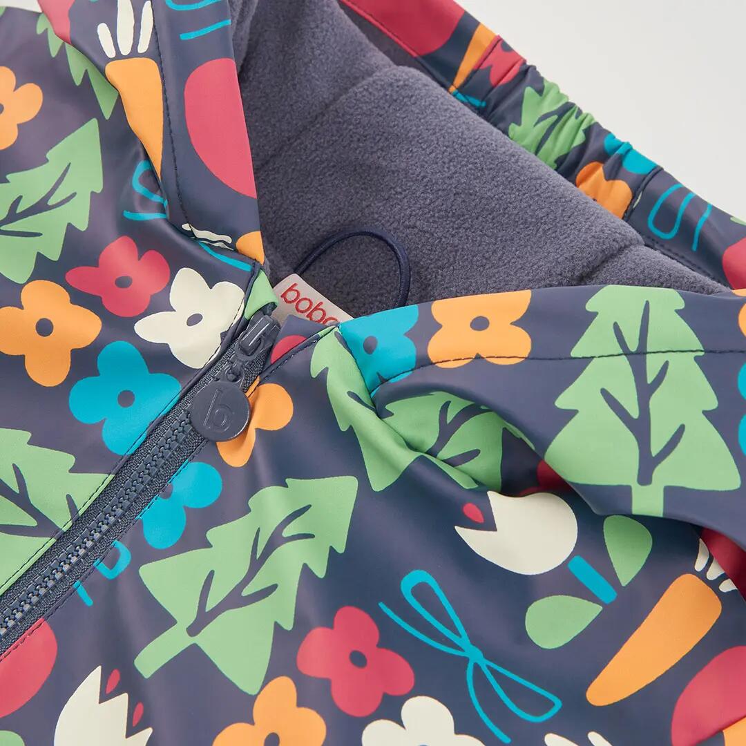Impermeable azul marino estampado naturaleza con capucha 3/4