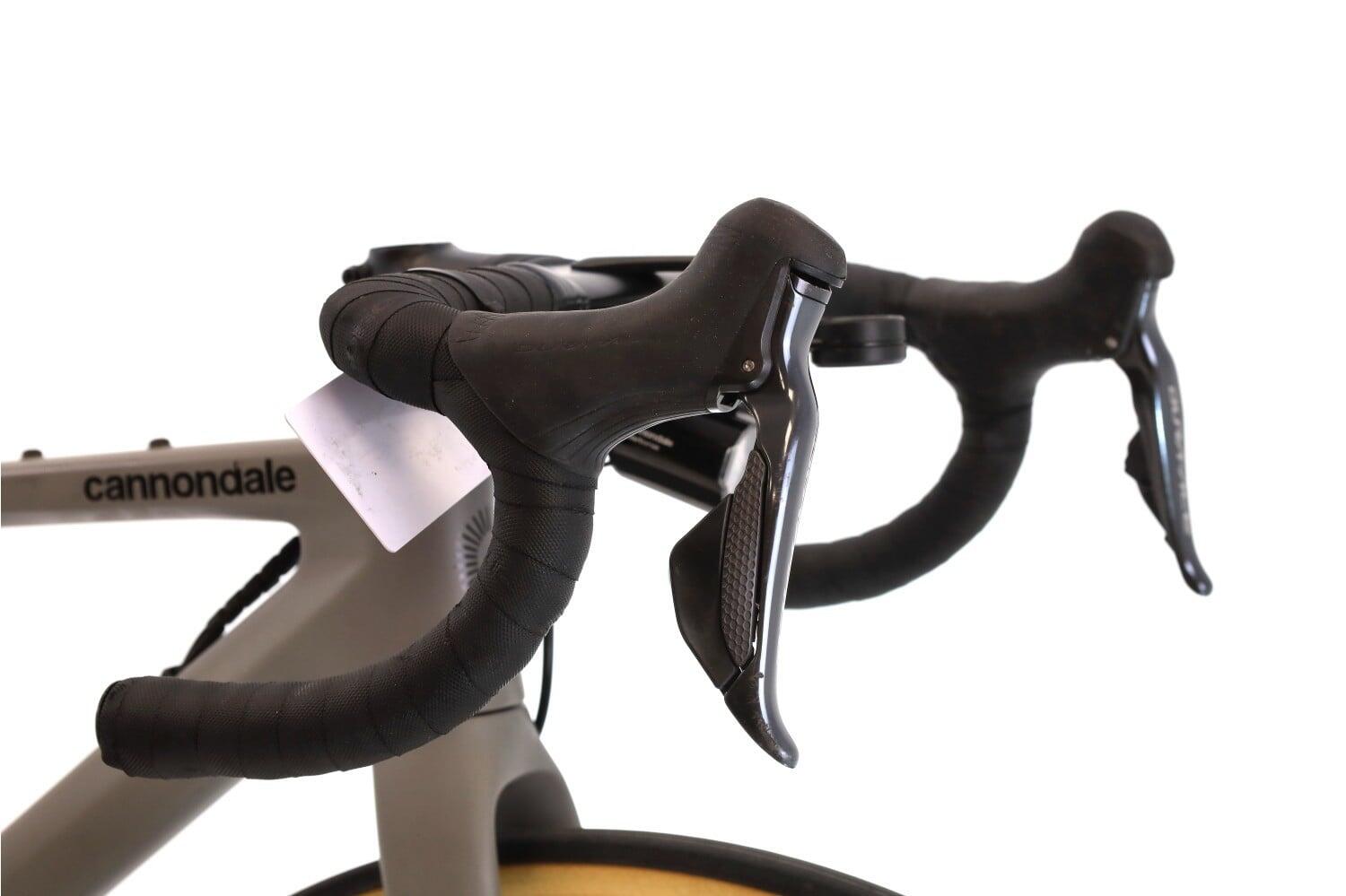 Segunda Vida · Bici estrada ·  Synapse Carbon 1 RLE Di2 11V · Bom estado 6/8