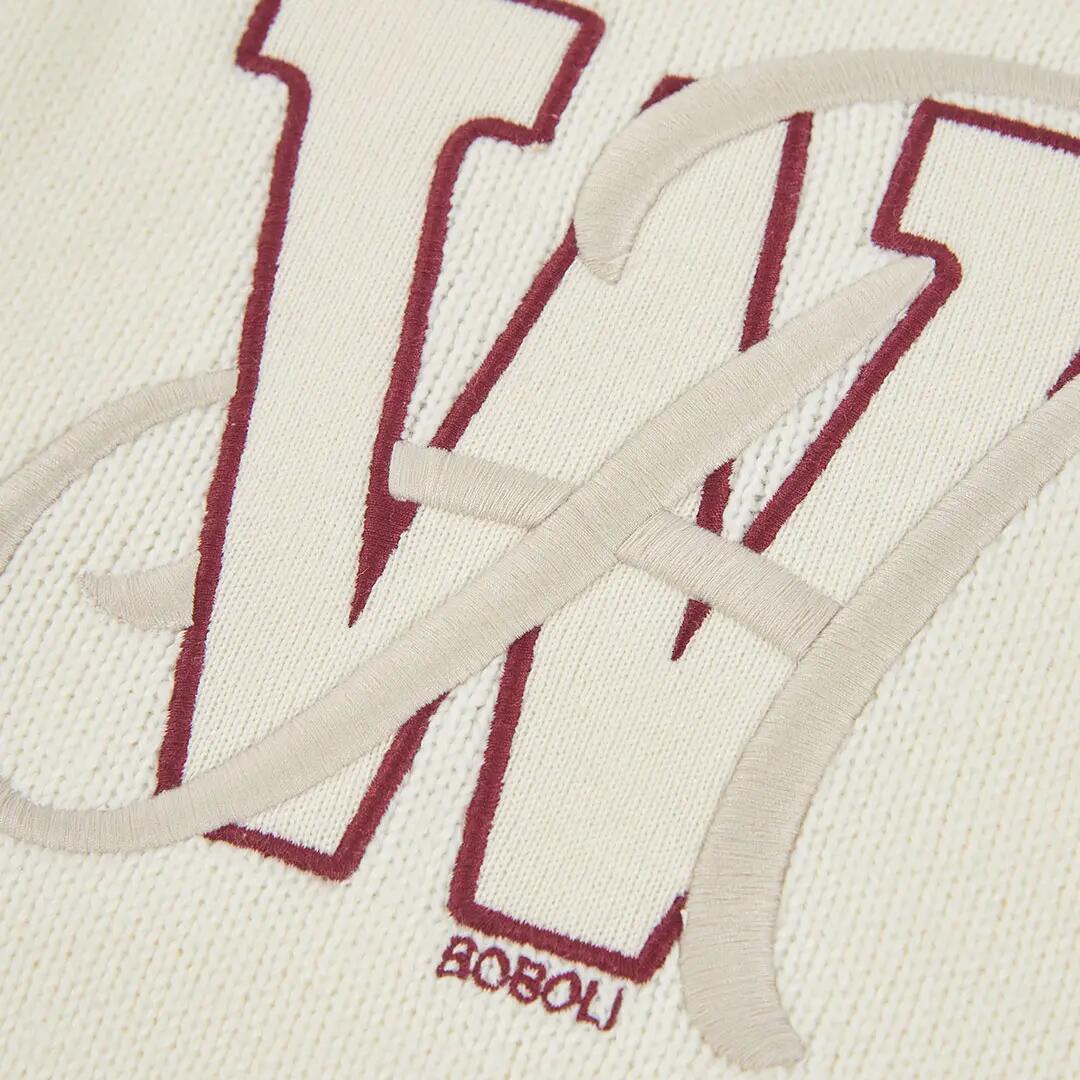 Jersey niño blanco con bordado de letras 4/4