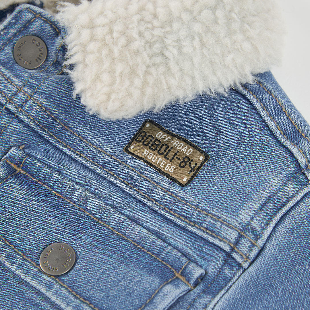 Chaqueta denim punto niño azul con cuello felpa 3/4