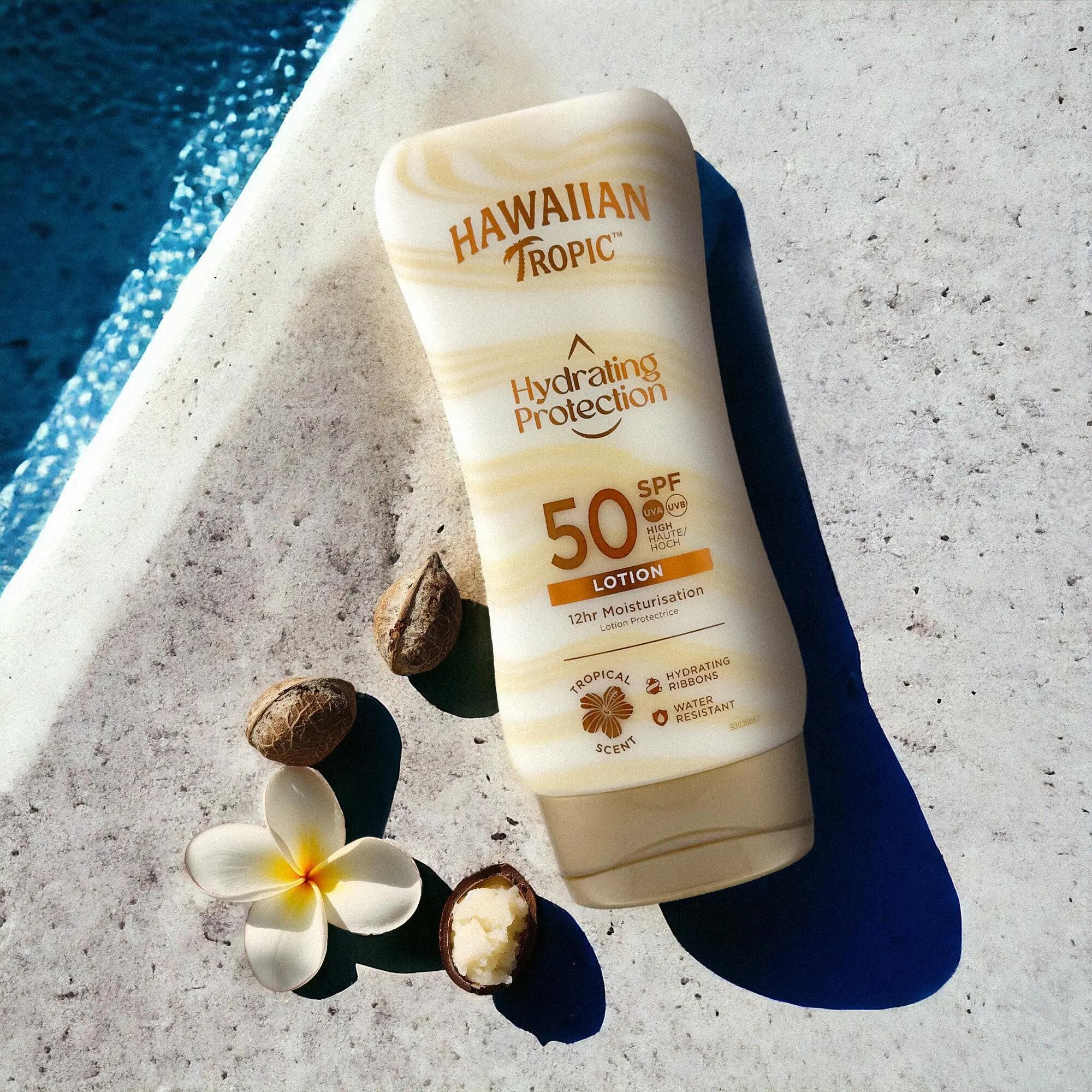 Tripack Hawaiian Tropic - 2 Lociones Hydrating Protection SPF50 180 ml - 1 After 2/4