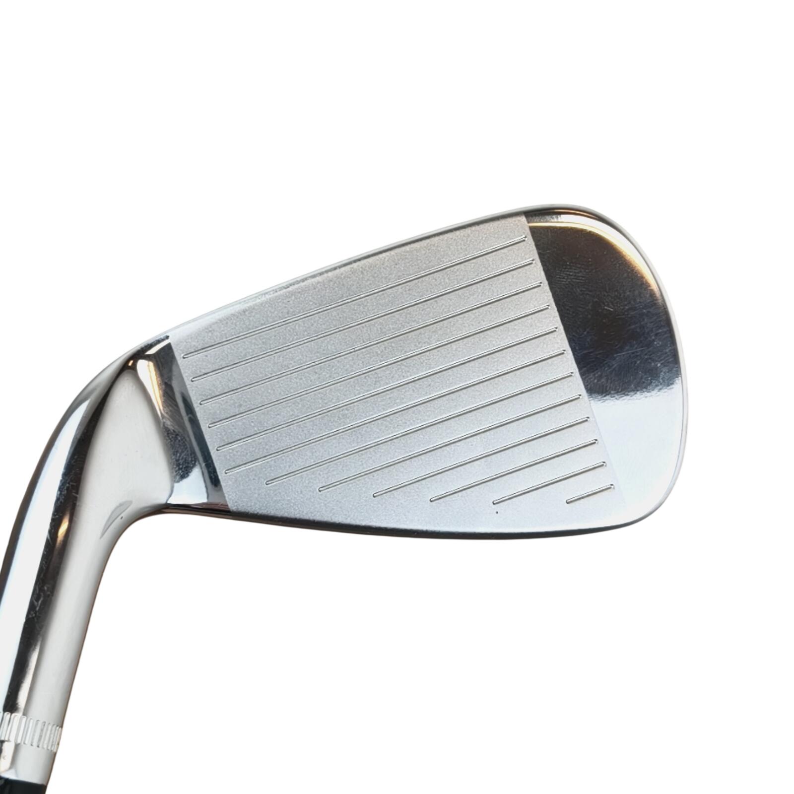 Wilson Staff Model 2020 #4 Utility Iron / Flex Regular / #4/24 3/5