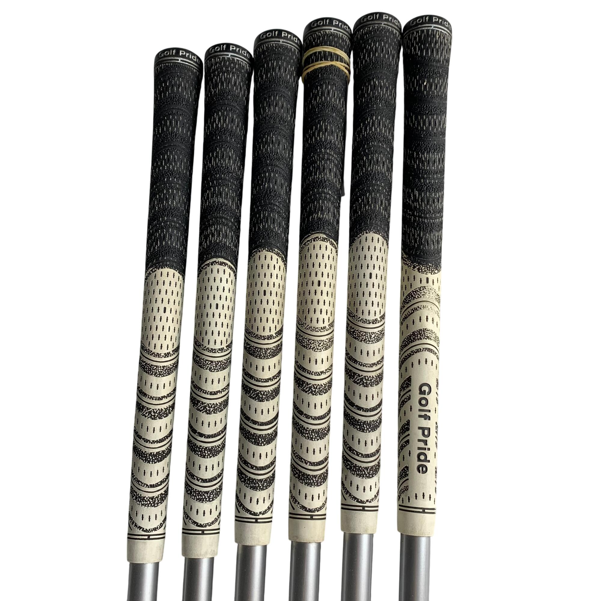 Cleveland CG Pink IJzerset / Flex Ladies / 5-PW  / Grafiet 5/7