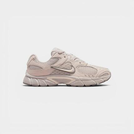 Nike V5 RNR 'Moon Particle Light Brown'
