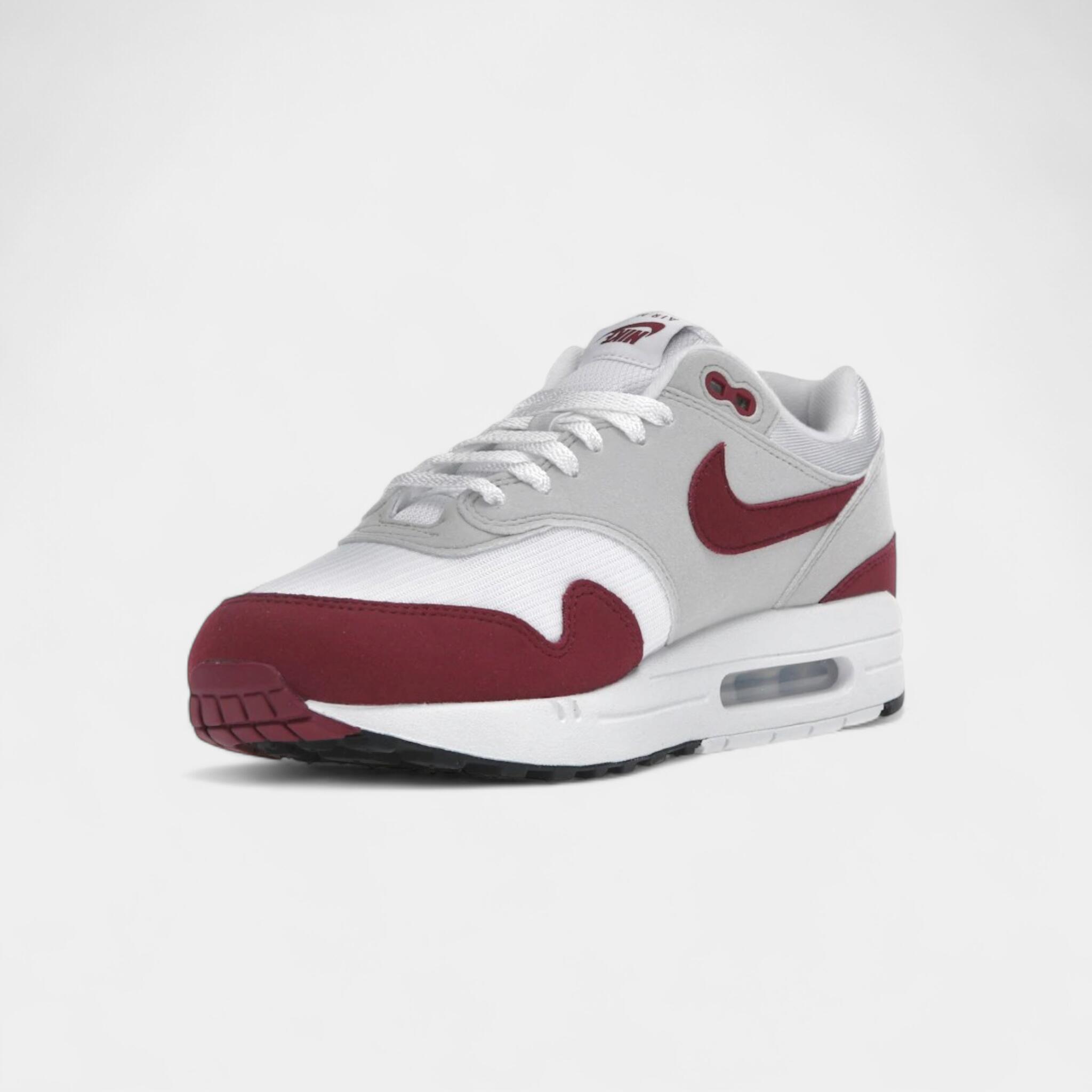Nike Air Max 1 '87 Stranger Things Steve Harrington 3/4
