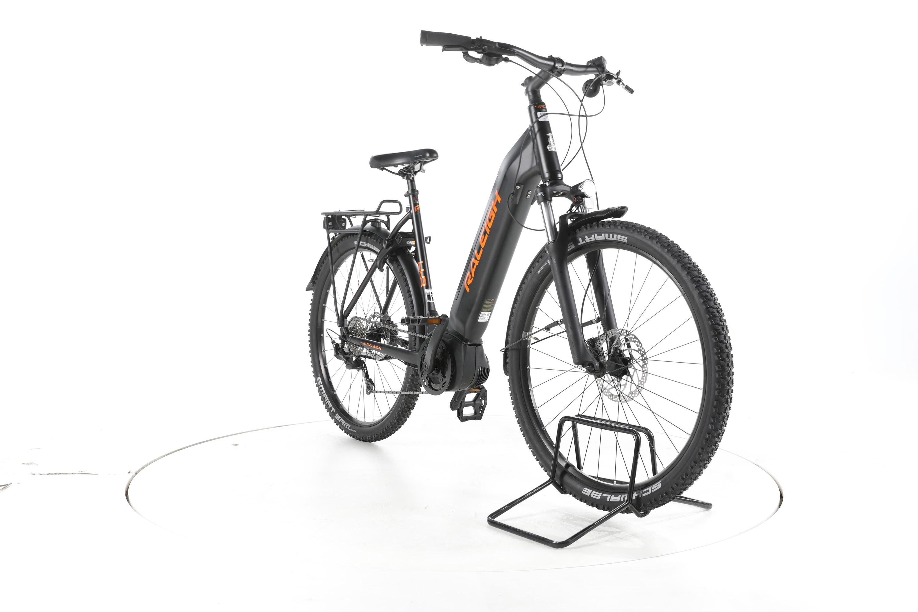 Refurbished - Raleigh Dundee Trekking E-Bike Low step - Good Condition 3/7