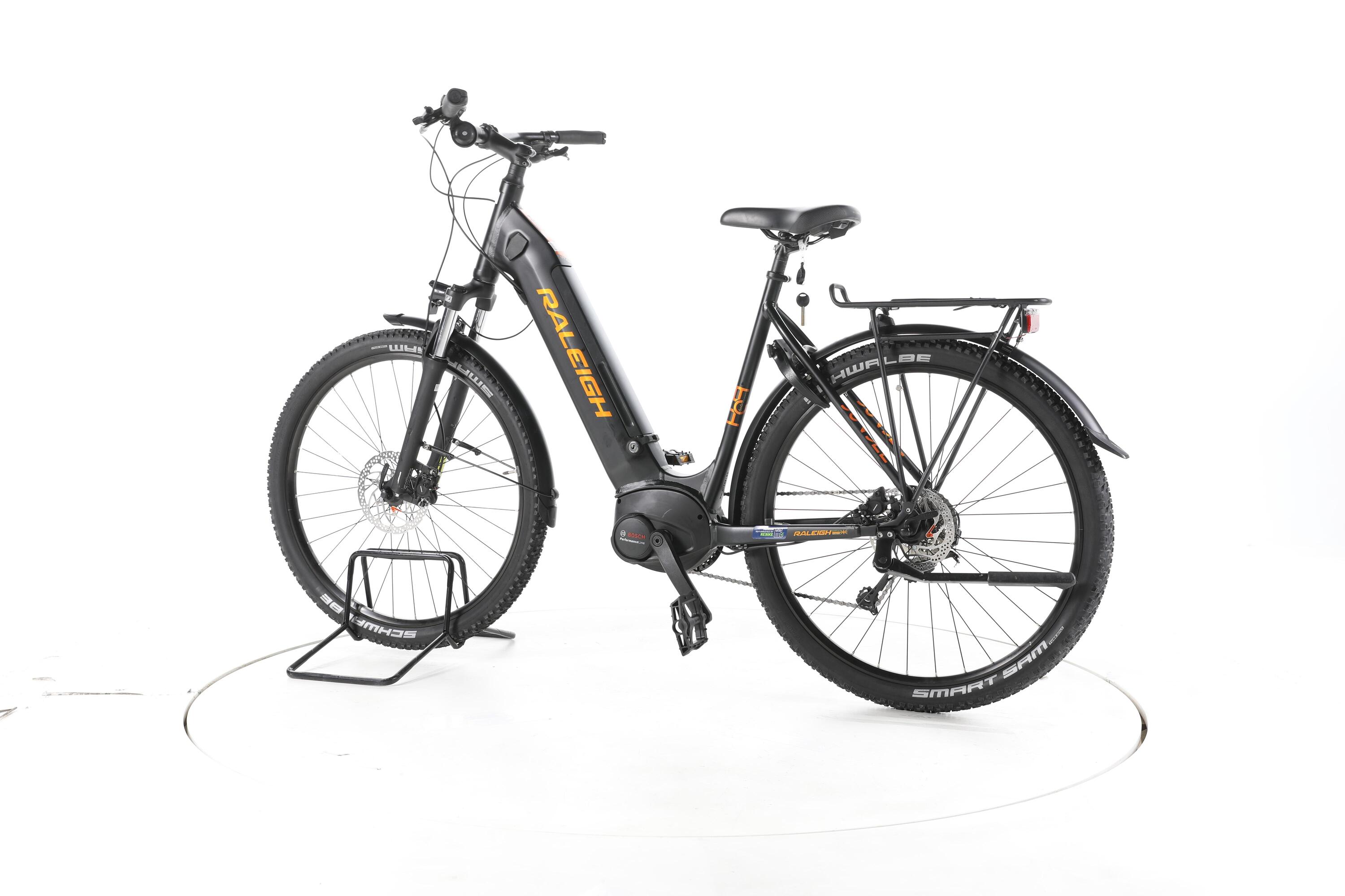 Refurbished - Raleigh Dundee Trekking E-Bike Low step - Good Condition 7/7
