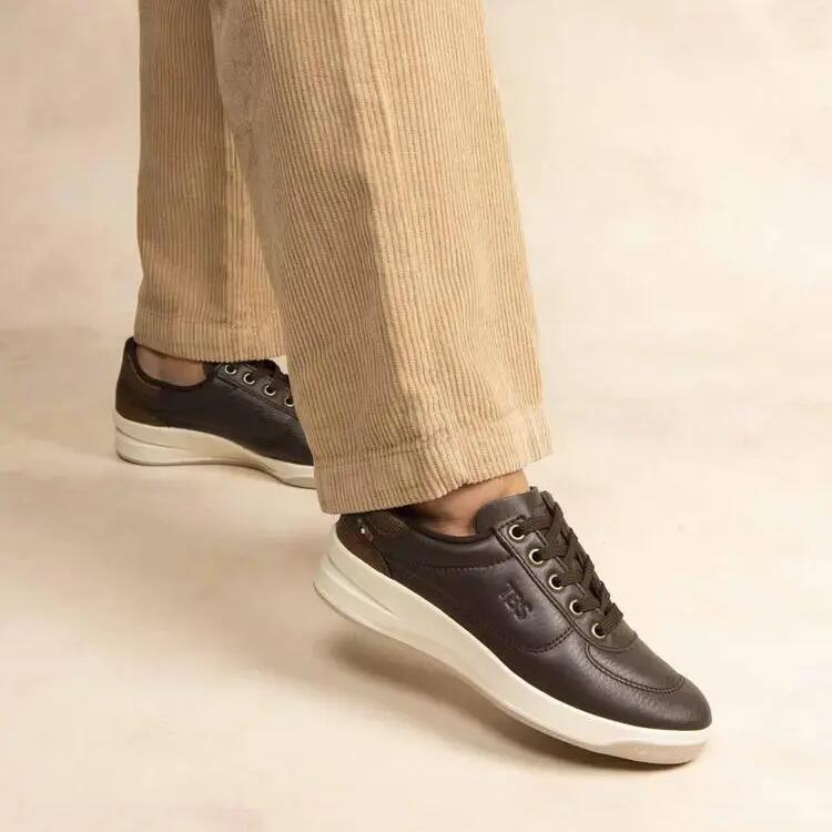 Women's Trainers TBS Brandie