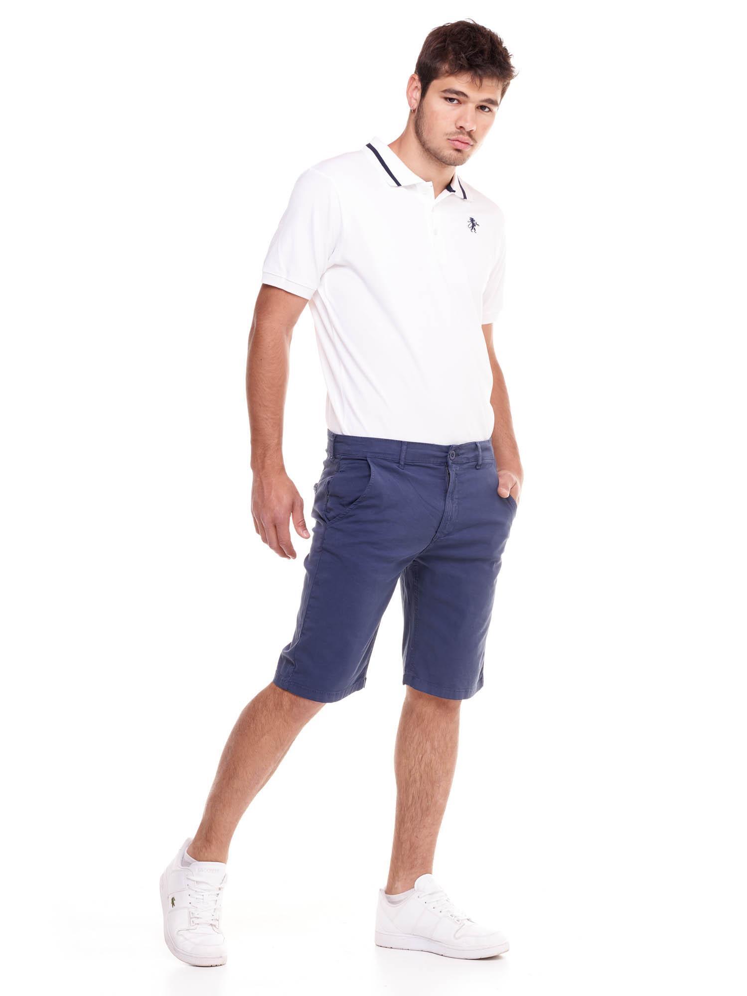 Minimalistische chinoshort voor heren 3/6